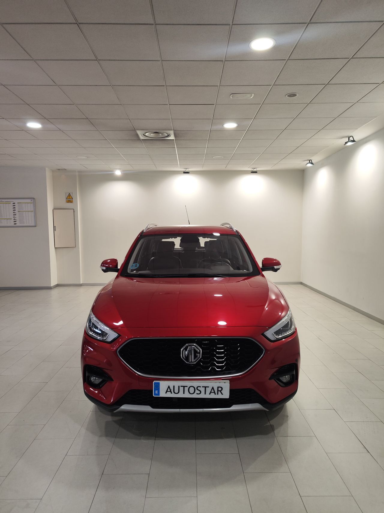mg zs 2022 / foto grande (3)