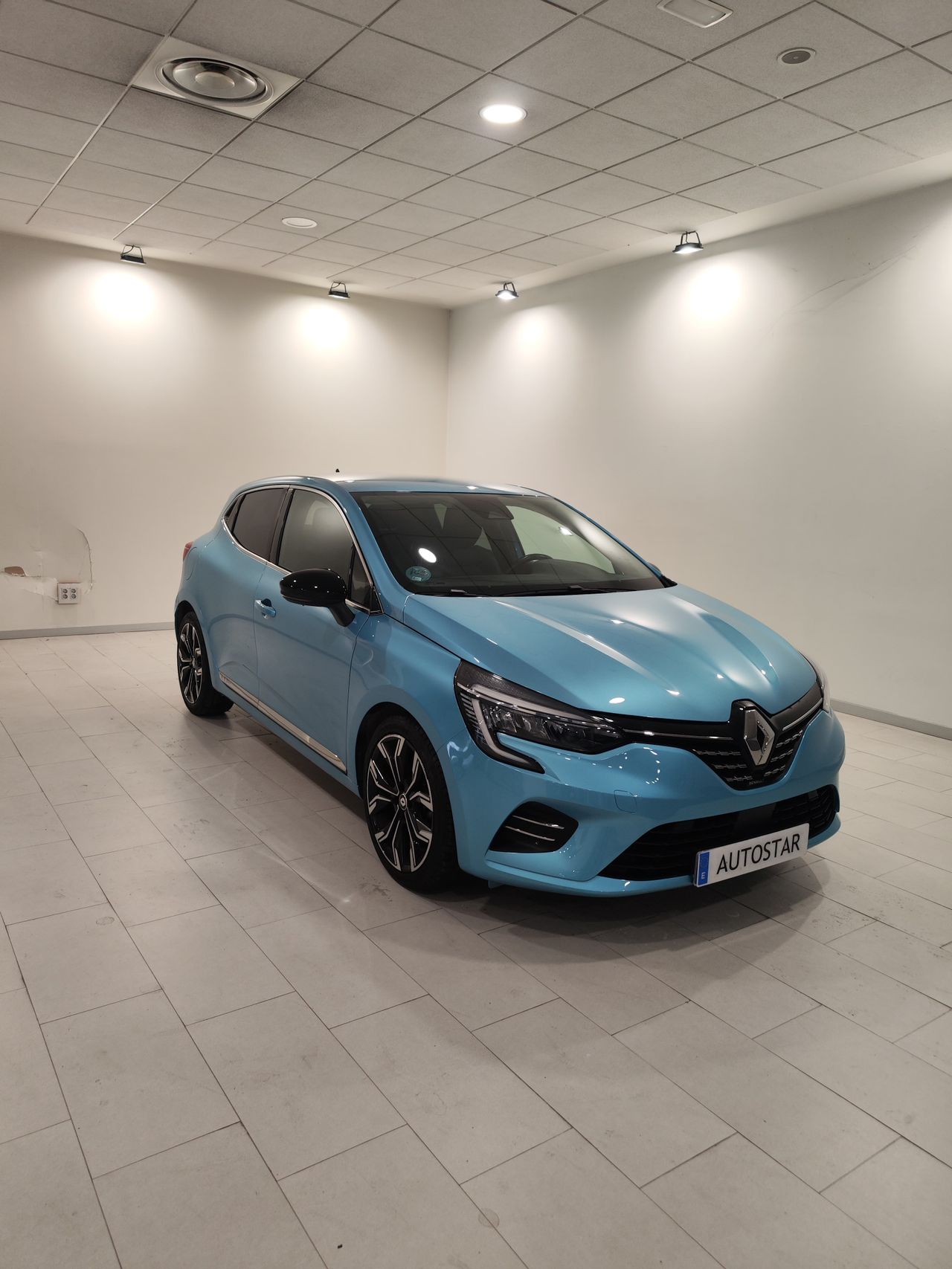renault clio 2021 /