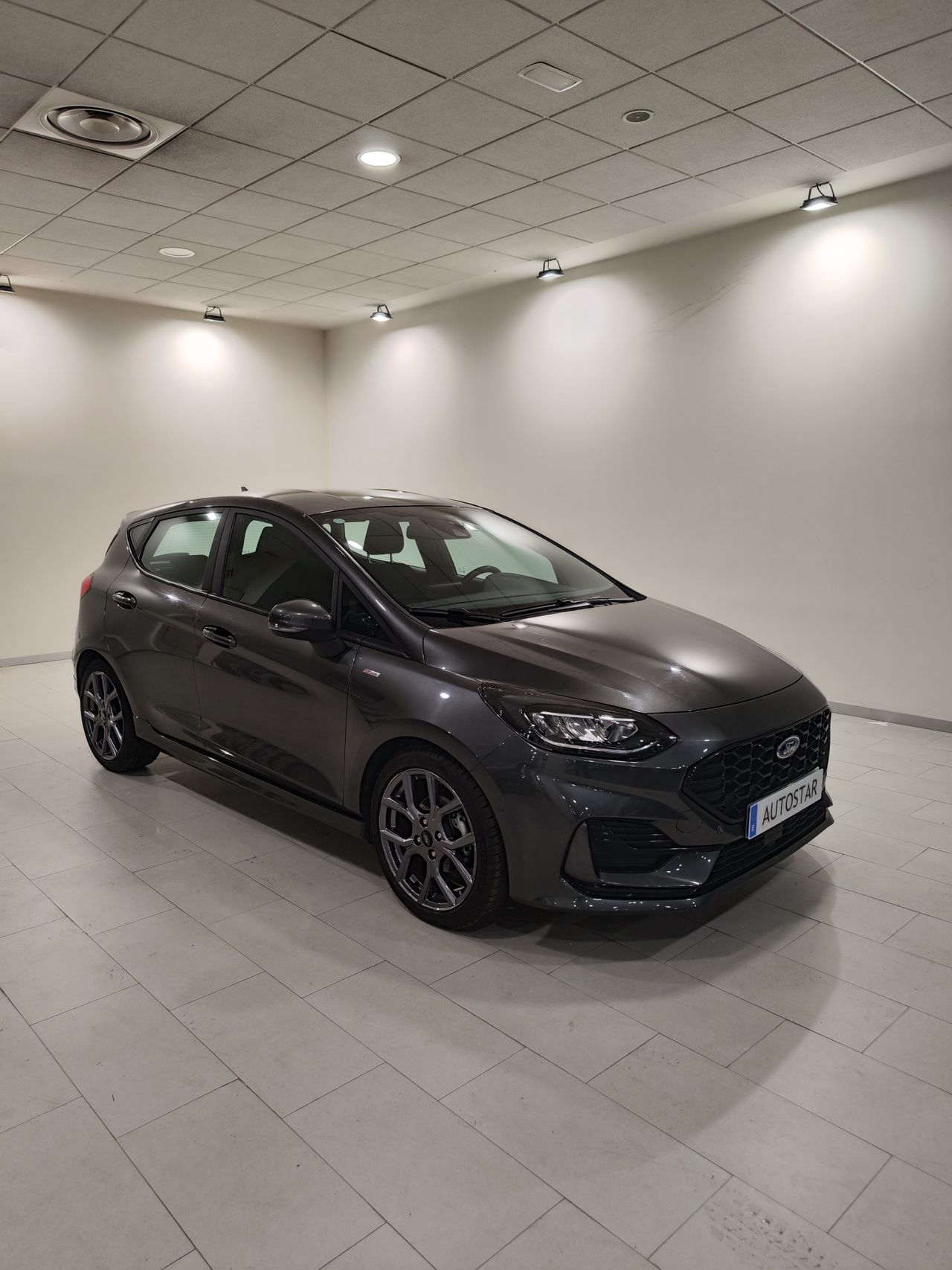Fiesta 125cv hibrido  de segunda mano - ford fiesta 2023 /