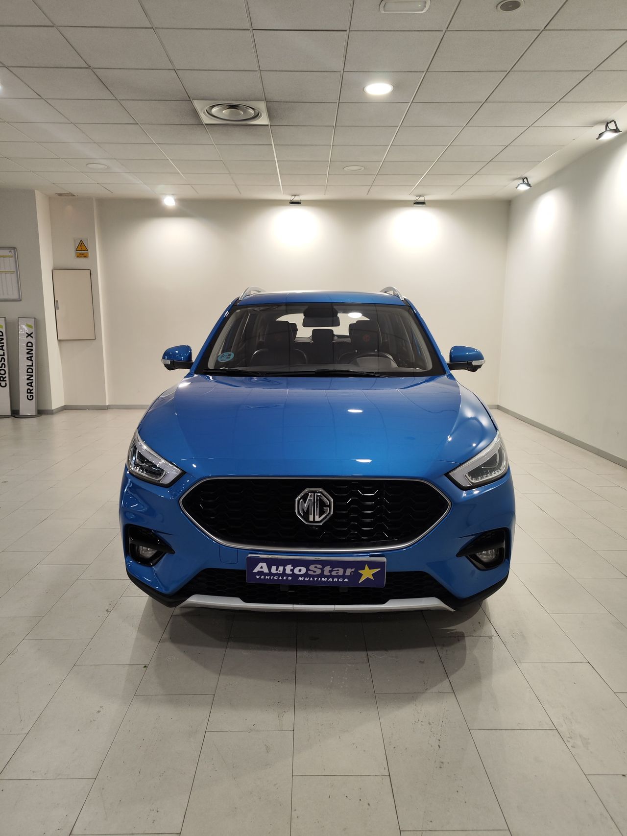 mg zs 2022 / foto grande (3)