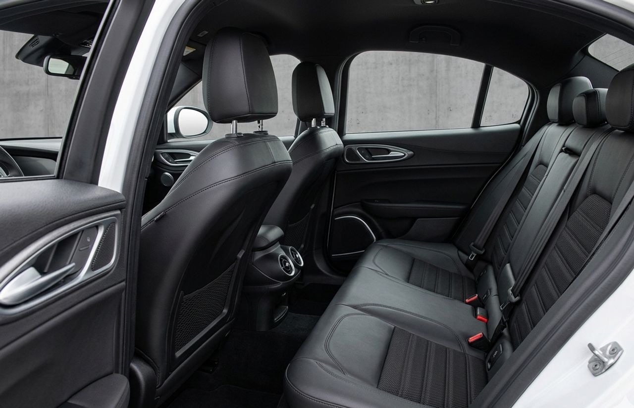 Alfa Romeo Stelvio 2.2 Diesel 118kW (160CV) SPRINT RWD - Foto 8