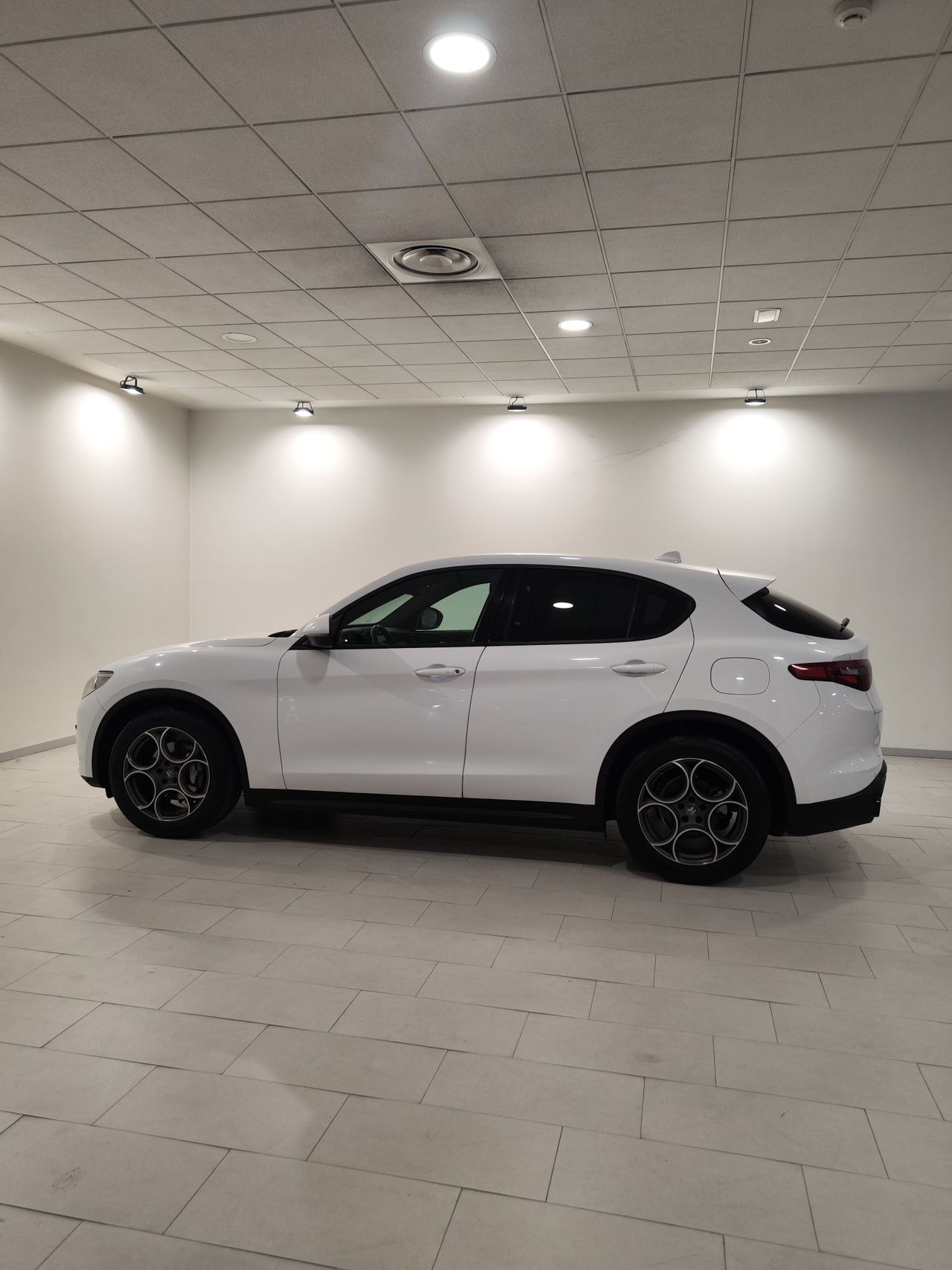 Alfa Romeo Stelvio 2.2 Diesel 118kW (160CV) SPRINT RWD - Foto 5