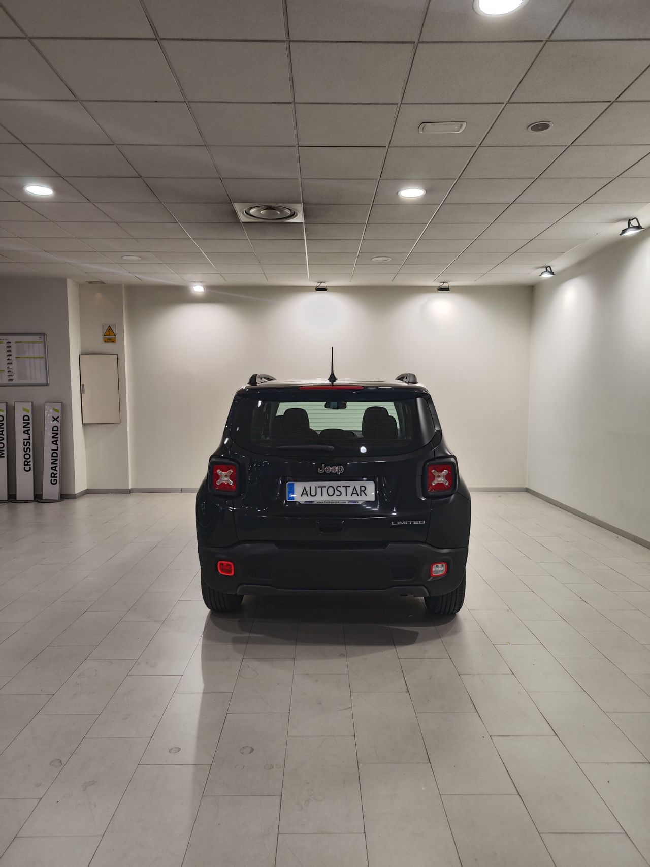 Jeep Renegade Limited 1.0G 88kW (120CV) 4x2 - Foto 22