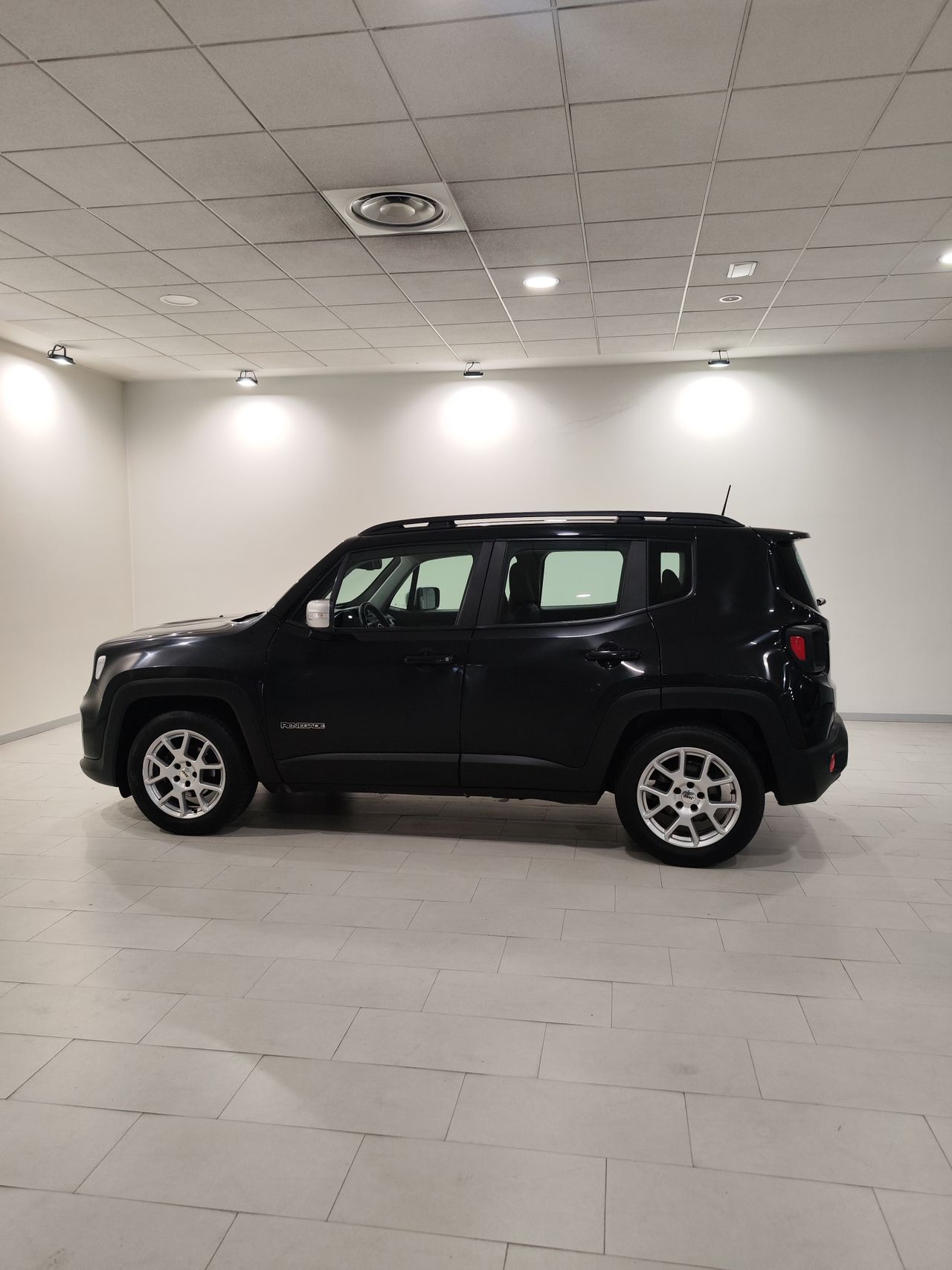 Jeep Renegade Limited 1.0G 88kW (120CV) 4x2 - Foto 6