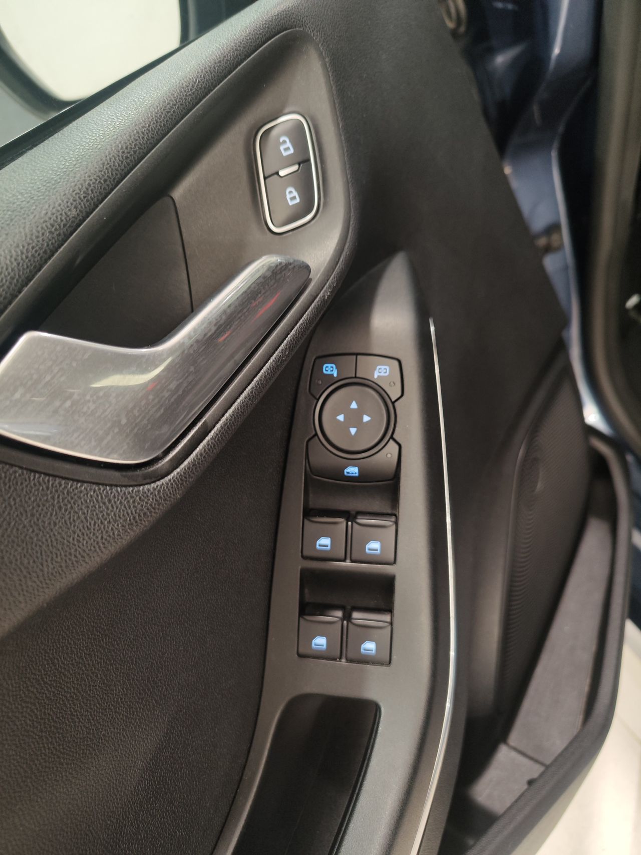 Ford Fiesta 1.0 EcoBoost MHEV 92kW(125CV) ST-Line 5p - Foto 10