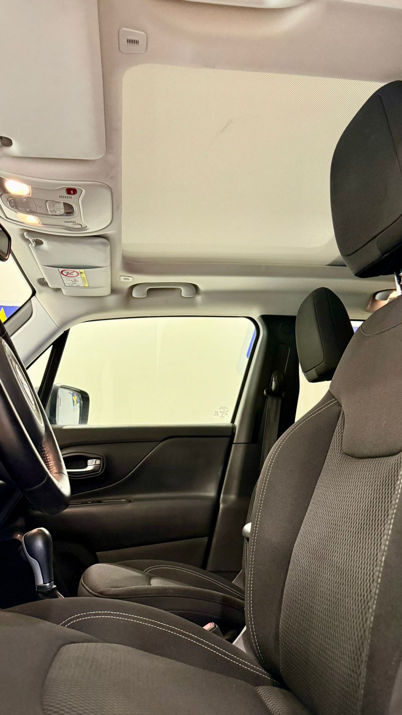 Jeep Renegade Limited 1.3 PHEV 140kW (190CV) AT AWD - Foto 17