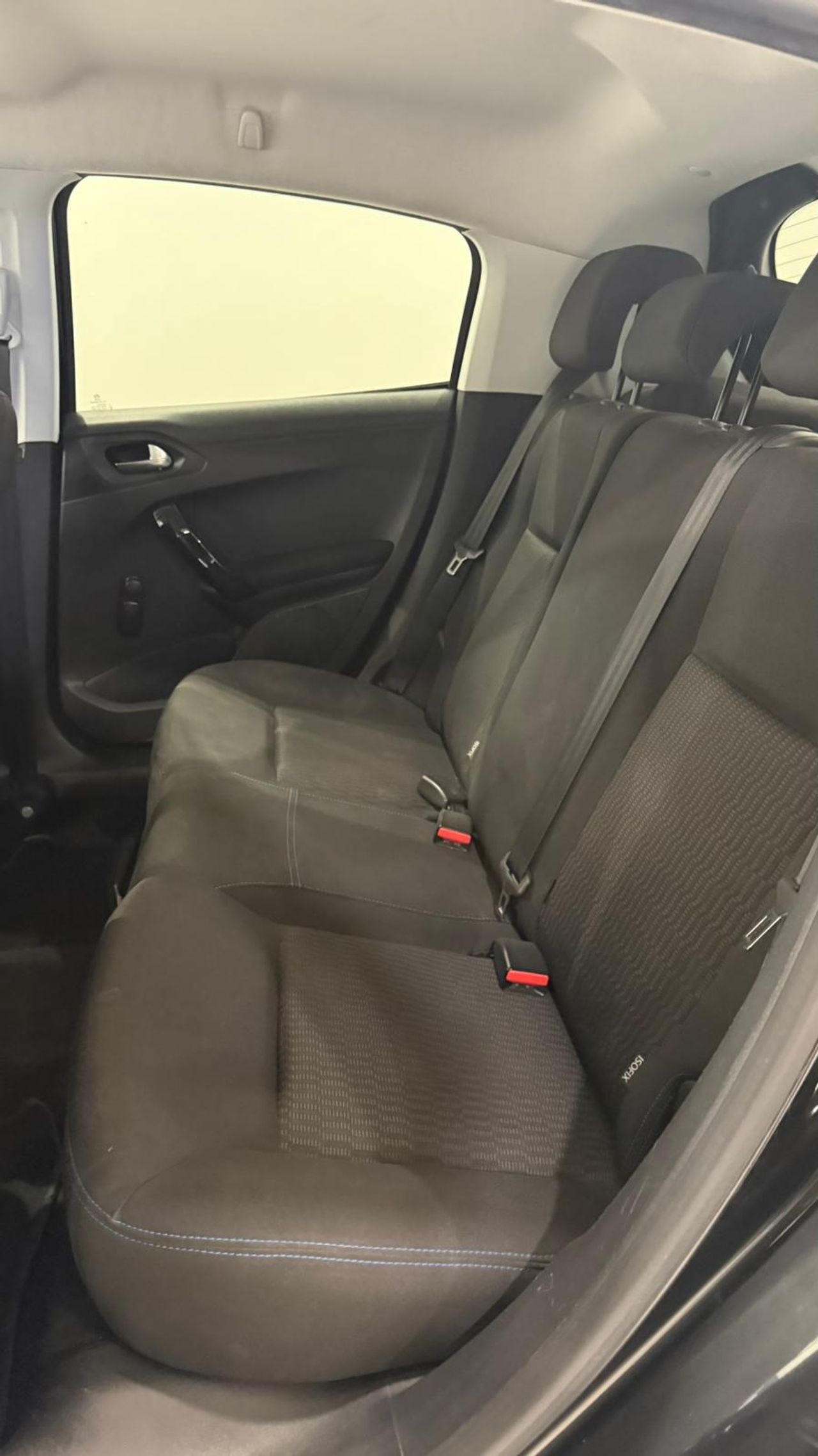 Peugeot 208 5P Signature 1.2L PureTech 60KW (82CV) - Foto 15