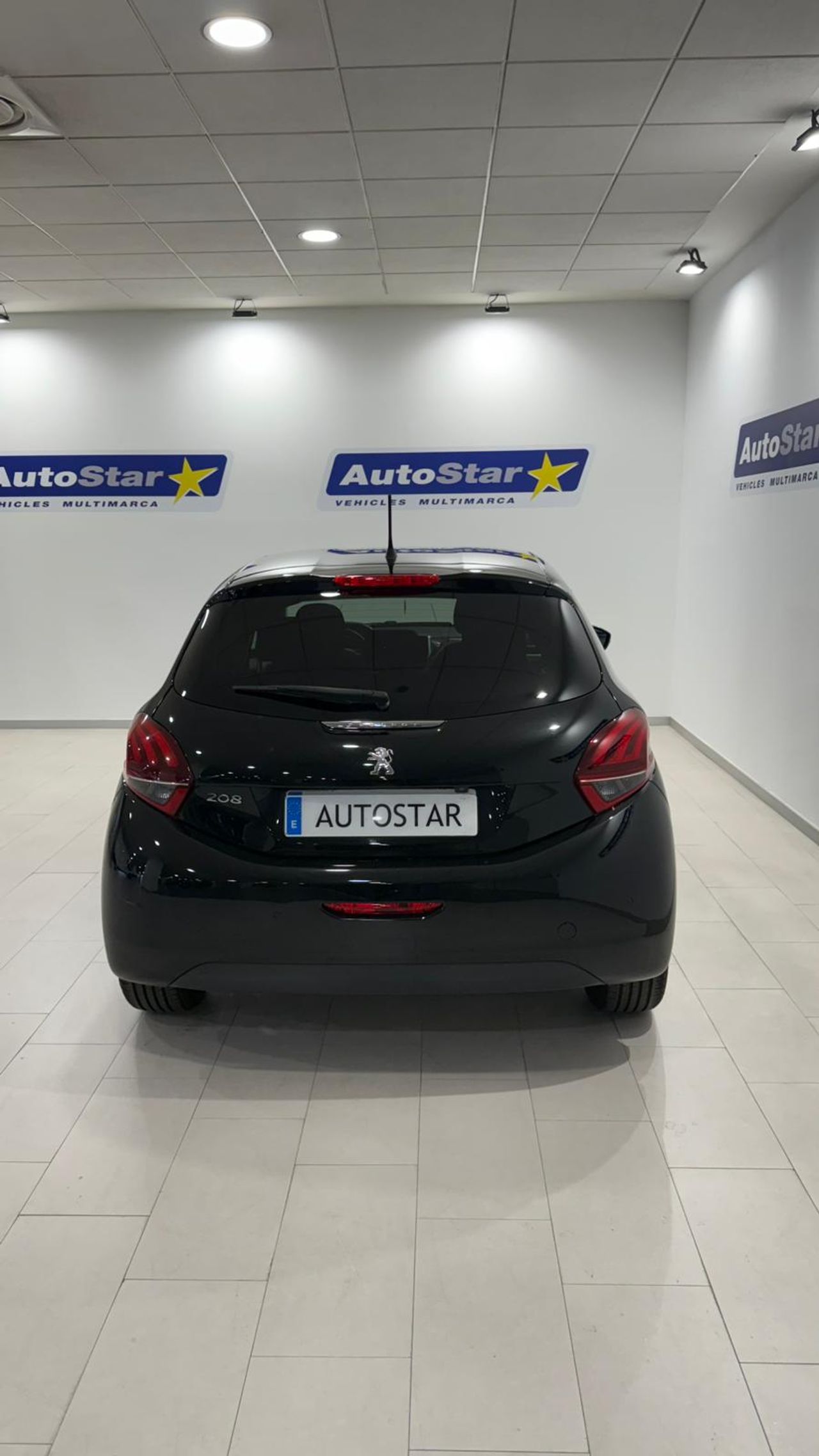 Peugeot 208 5P Signature 1.2L PureTech 60KW (82CV) - Foto 8