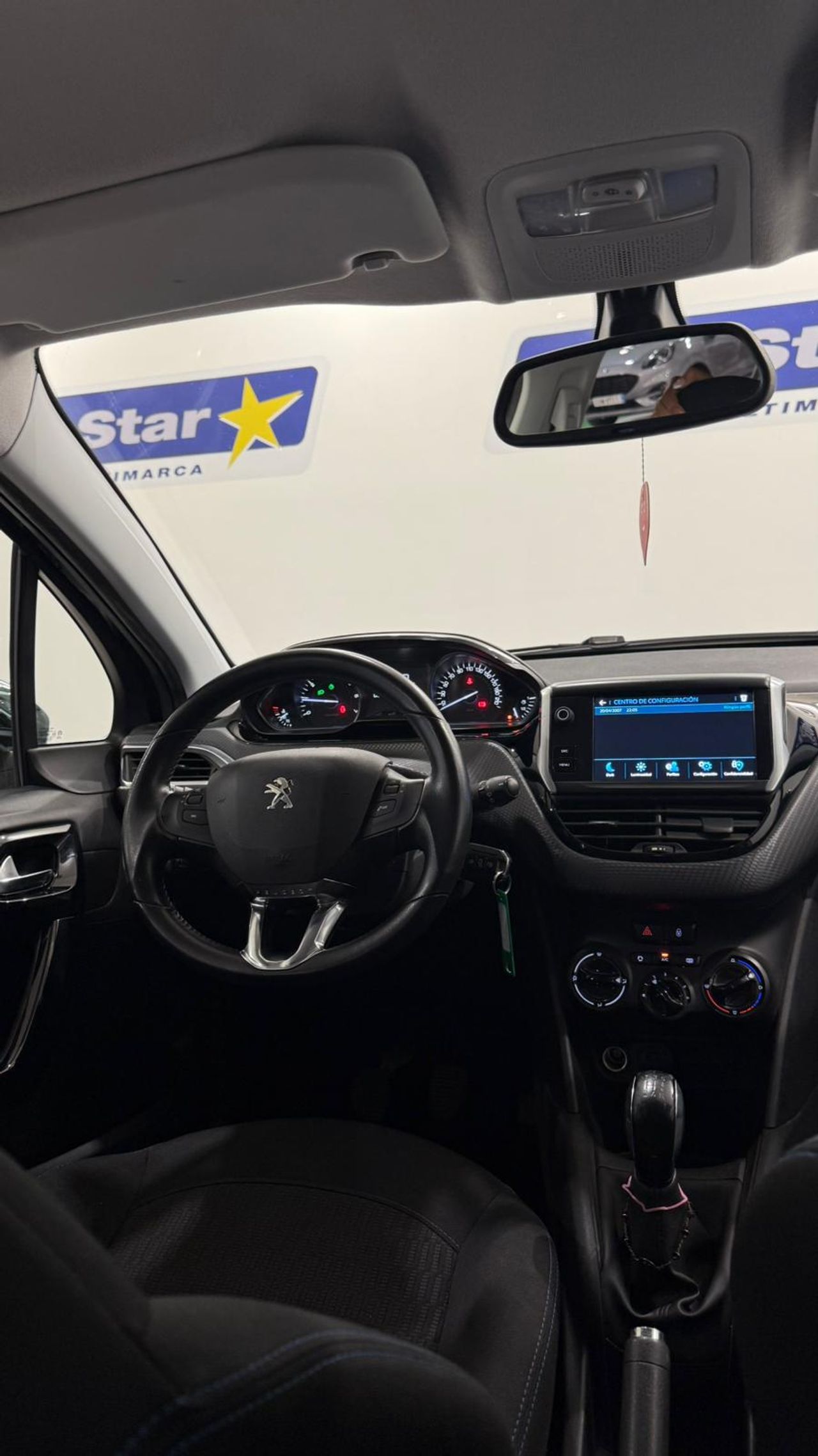 Peugeot 208 5P Signature 1.2L PureTech 60KW (82CV) - Foto 12