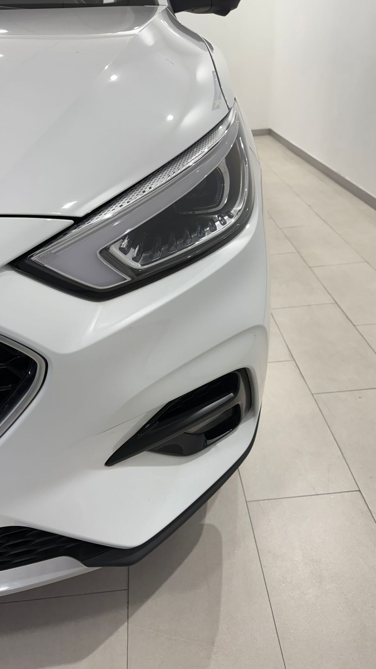 MG ZS 1.5 Luxury - Foto 21