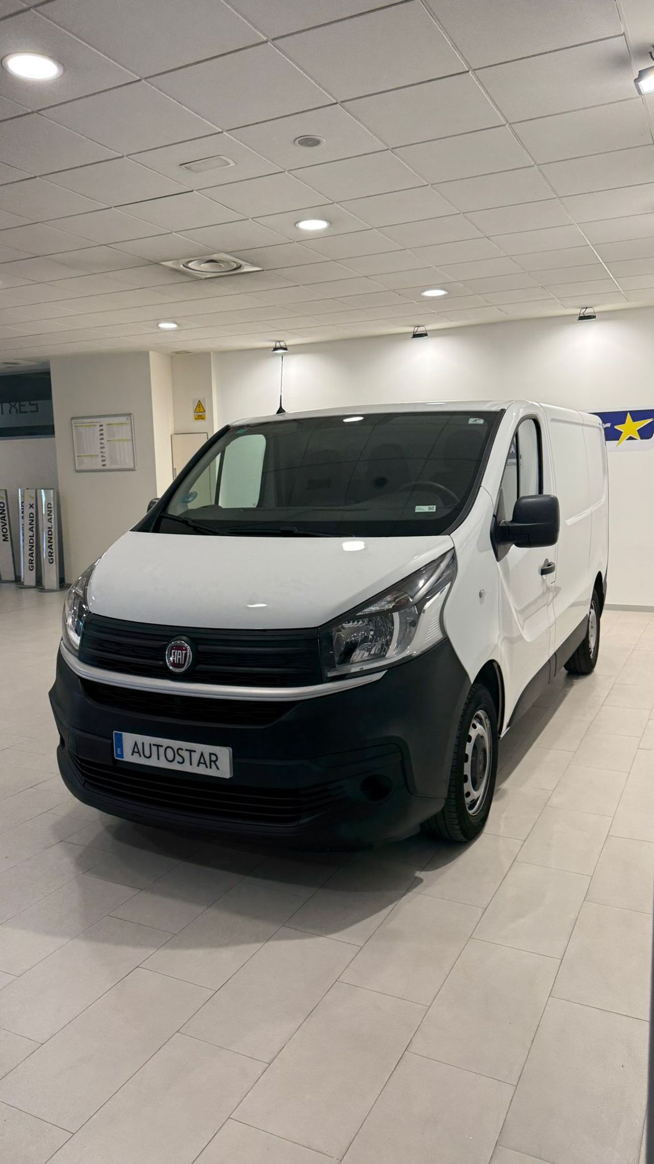 Fiat Talento 1.2 BASE CORTO 2.0 MJET  - Foto 8