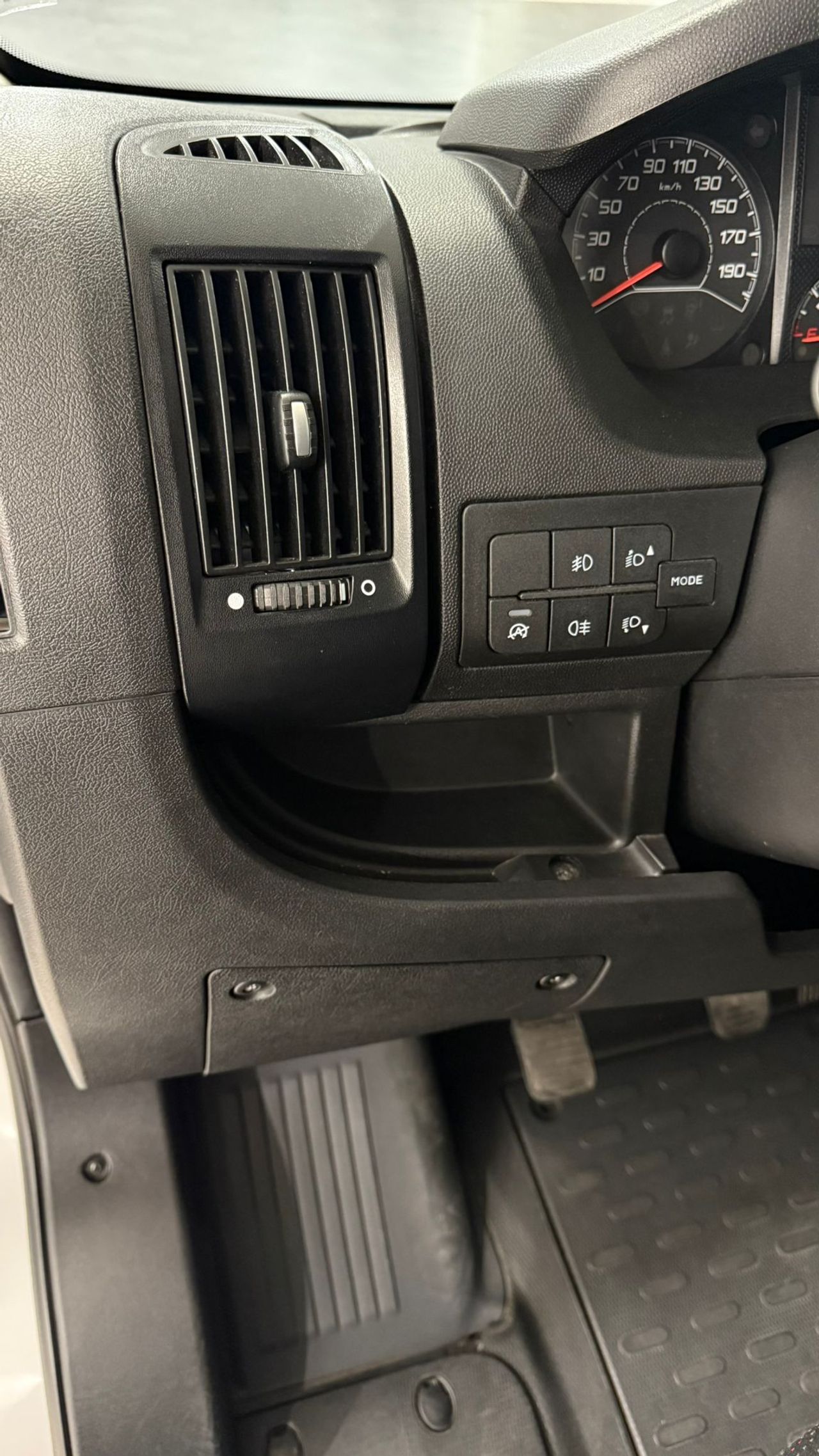 Citroën Jumper Fugon 35 L3H2  - Foto 17