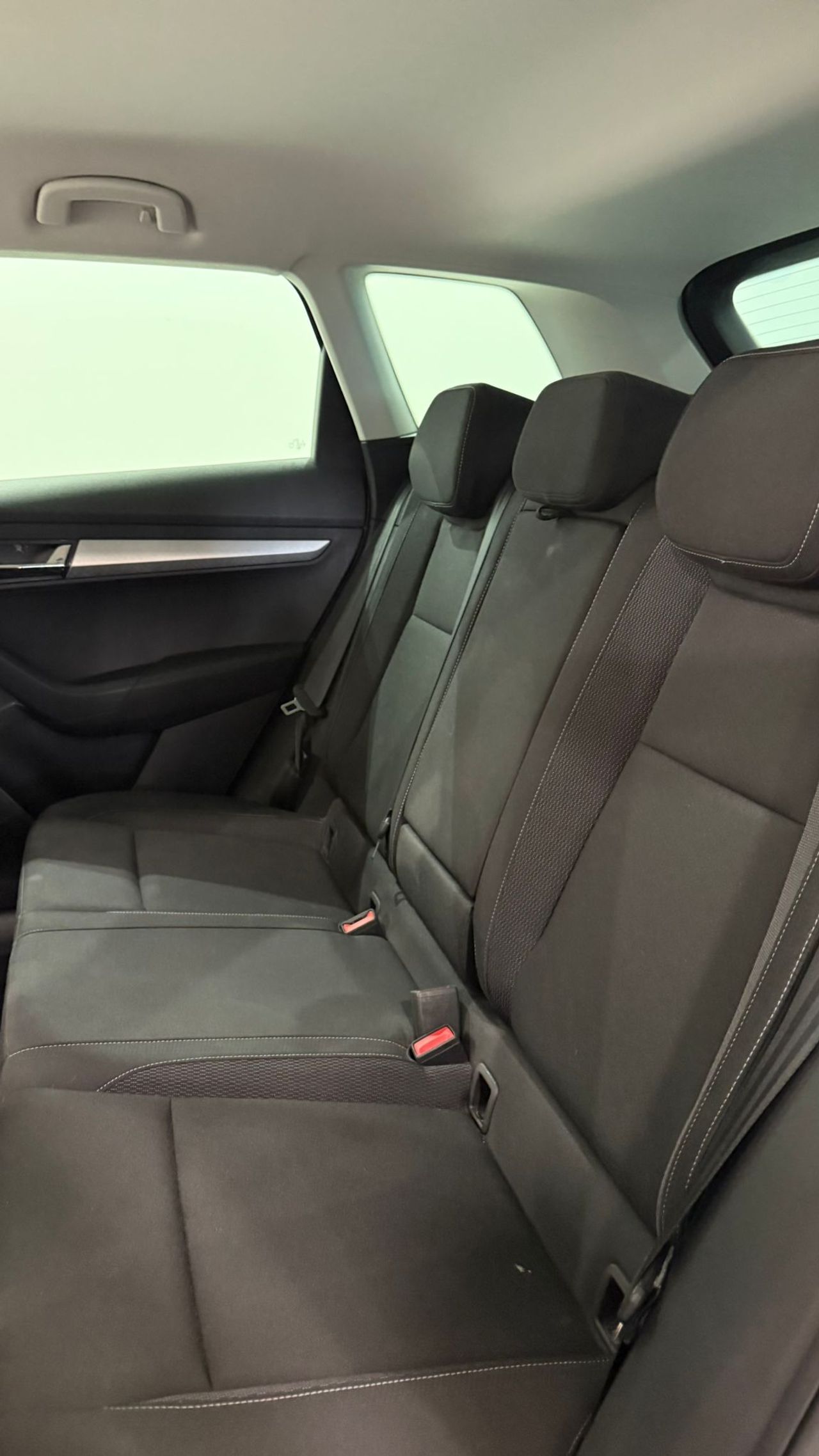 Skoda Karoq 1.5 TSI 110kW (150CV) DSG ACT Selection - Foto 13