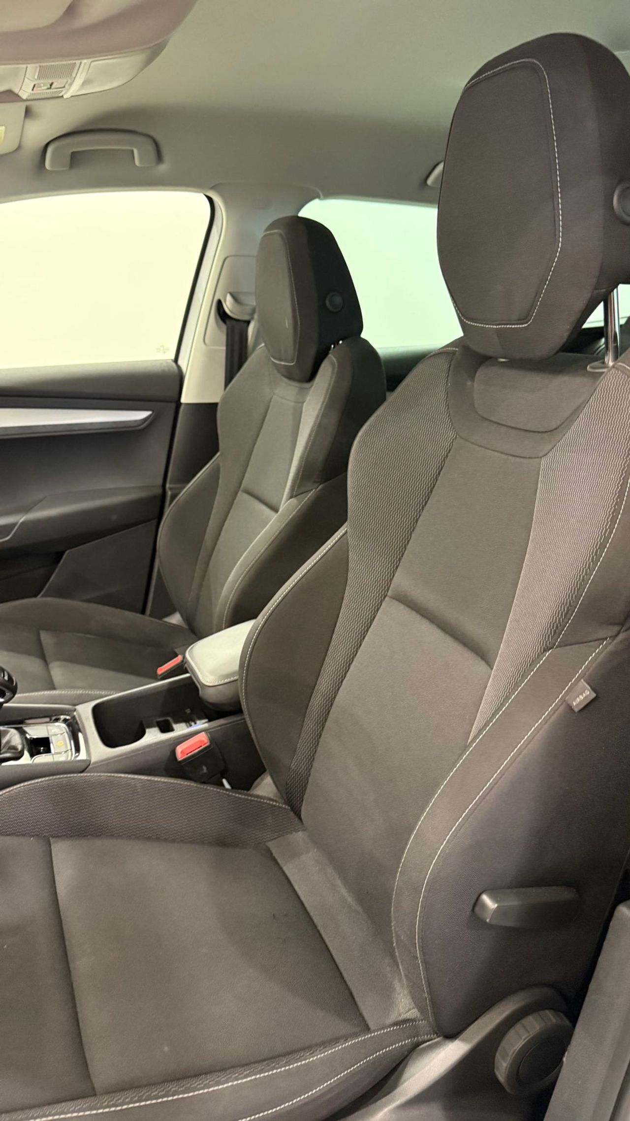 Skoda Karoq 1.5 TSI 110kW (150CV) DSG ACT Selection - Foto 12