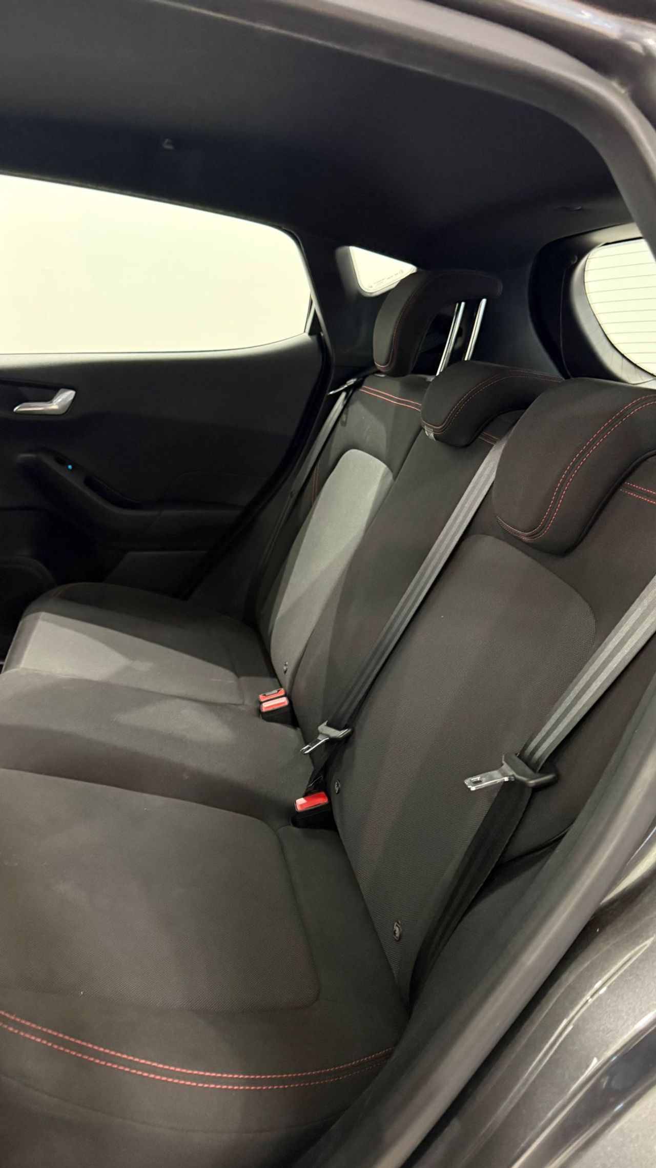 Ford Fiesta 1.0 EcoBoost MHEV 92kW(125CV) ST-Line 5p - Foto 17