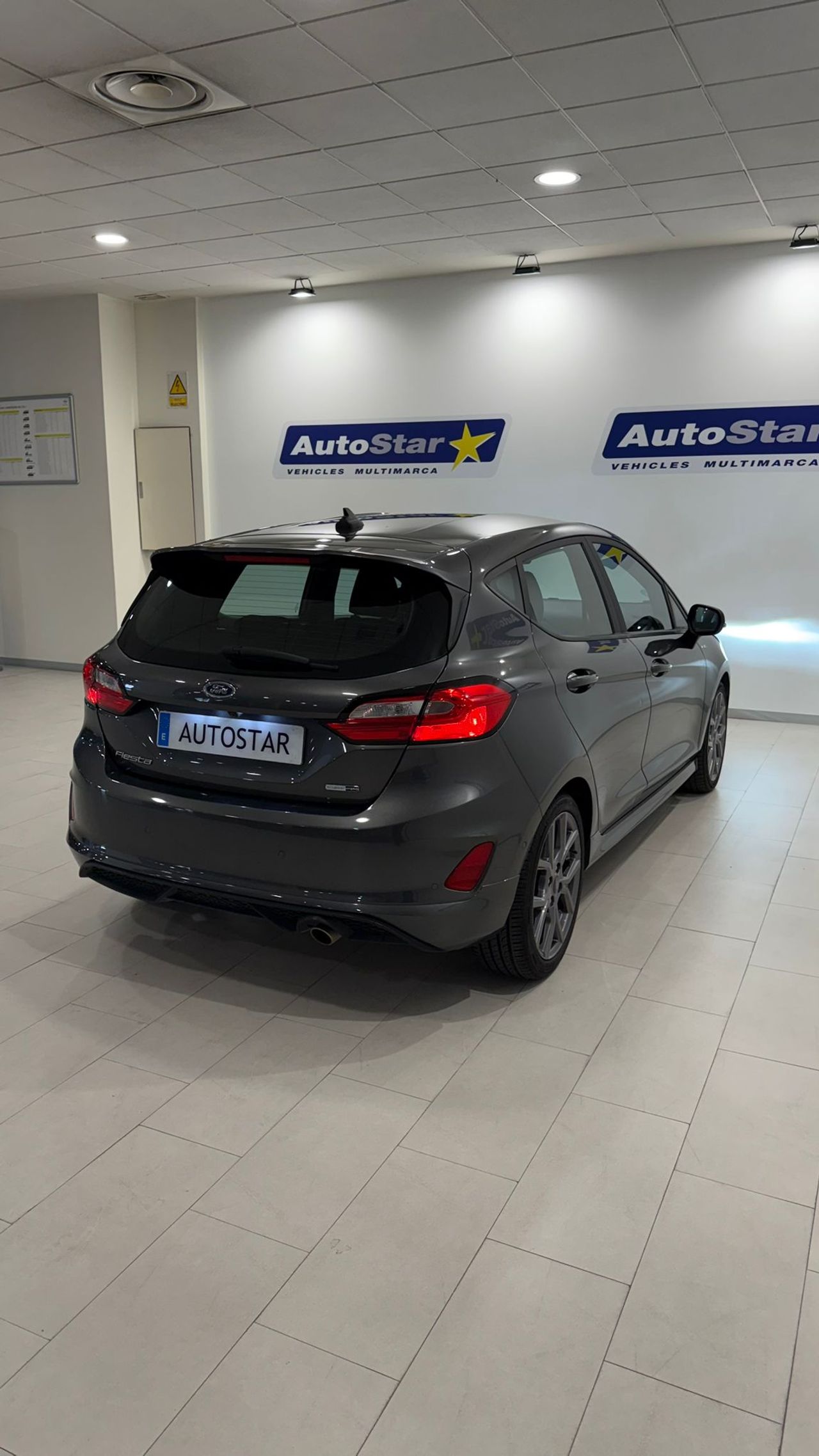 Ford Fiesta 1.0 EcoBoost MHEV 92kW(125CV) ST-Line 5p - Foto 9