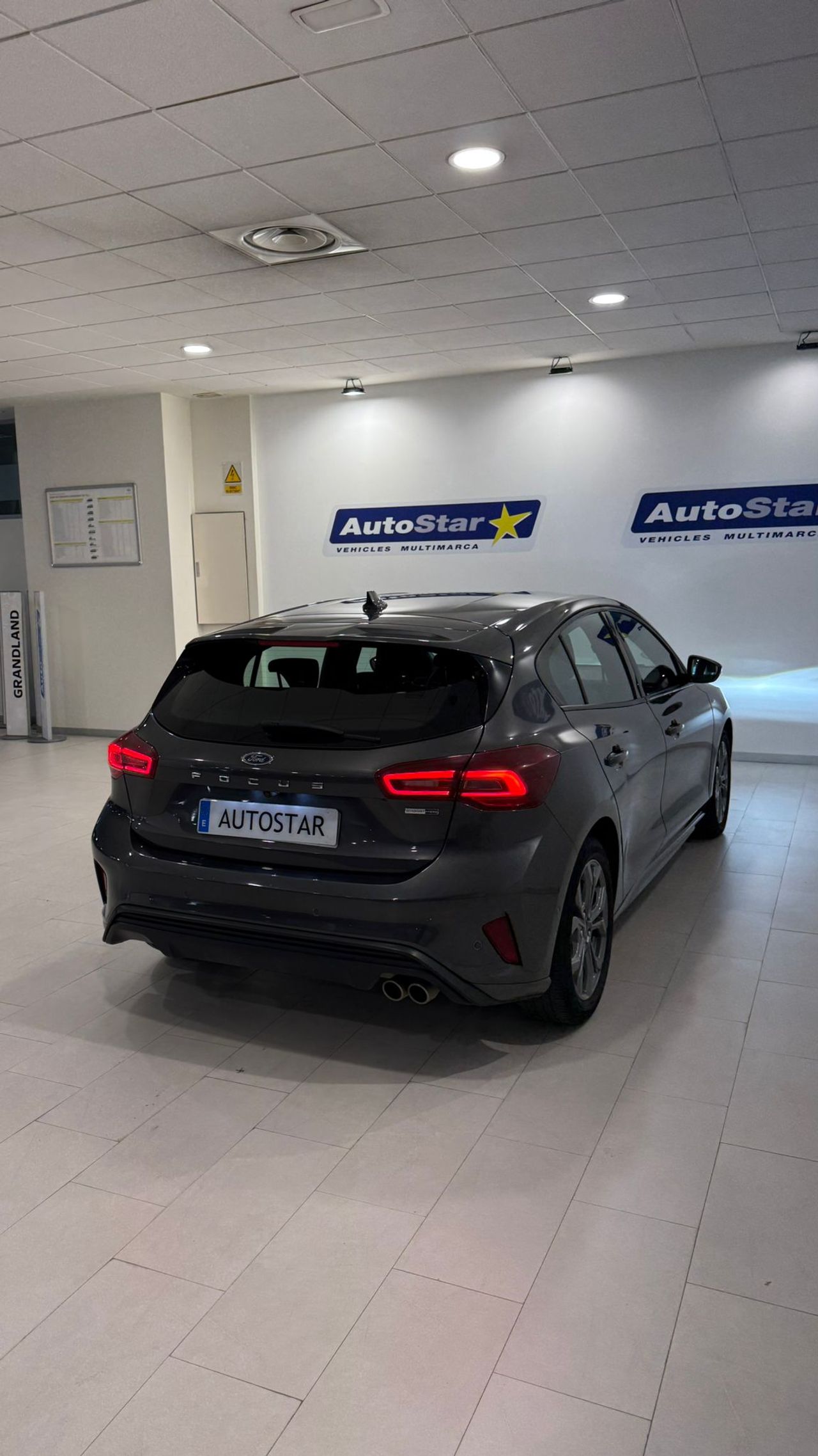 Ford Focus 1.0 Ecoboost MHEV 92kW ST-Line - Foto 6