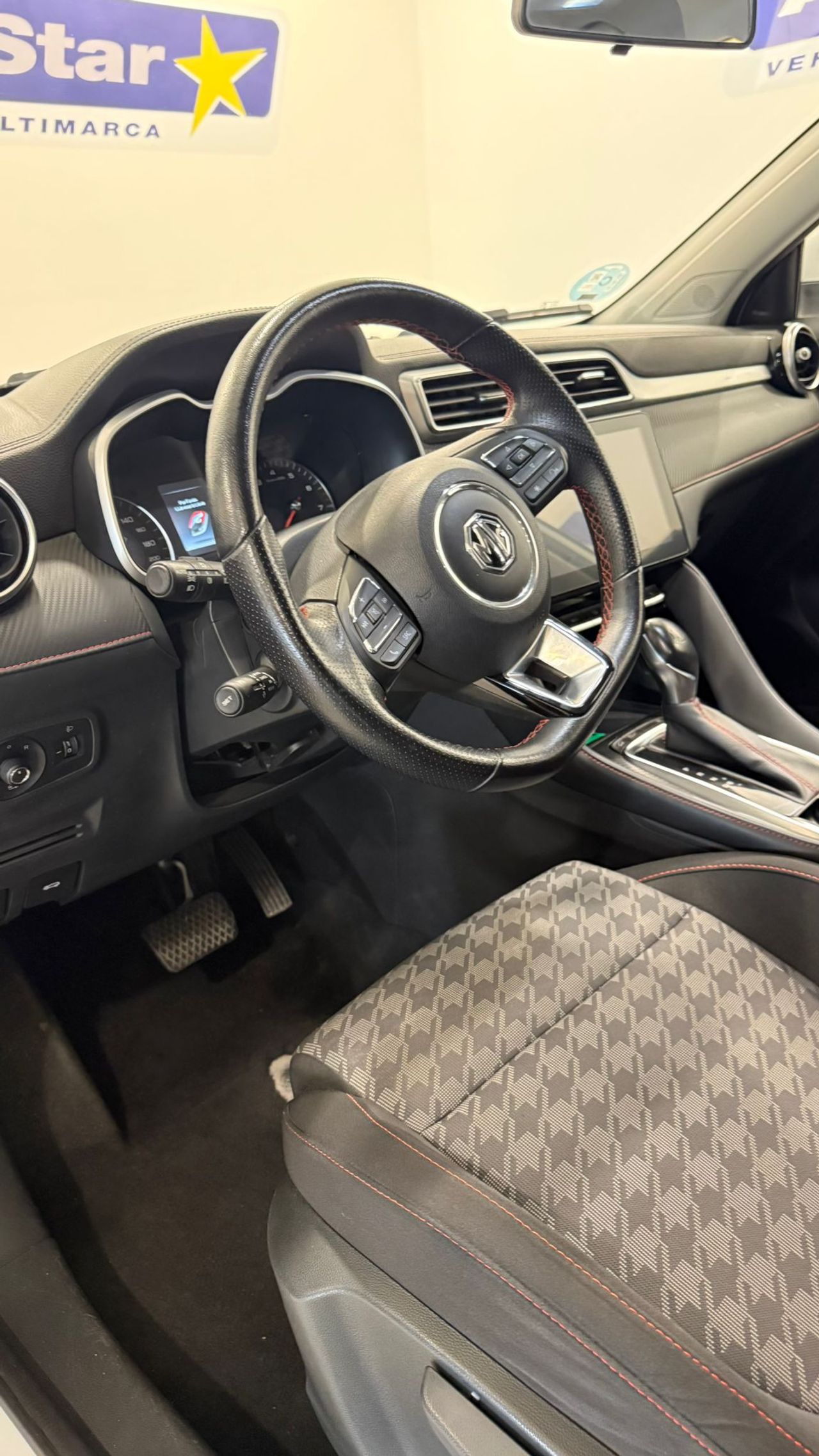 MG ZS 1.0T Luxury Auto - Foto 11