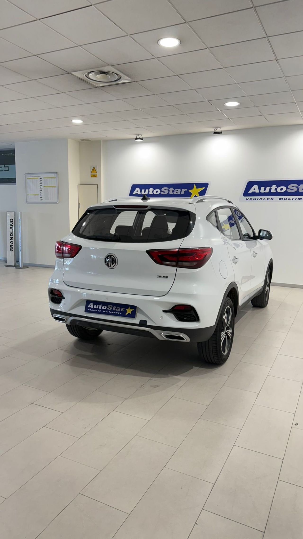 MG ZS 1.0T Luxury Auto - Foto 7