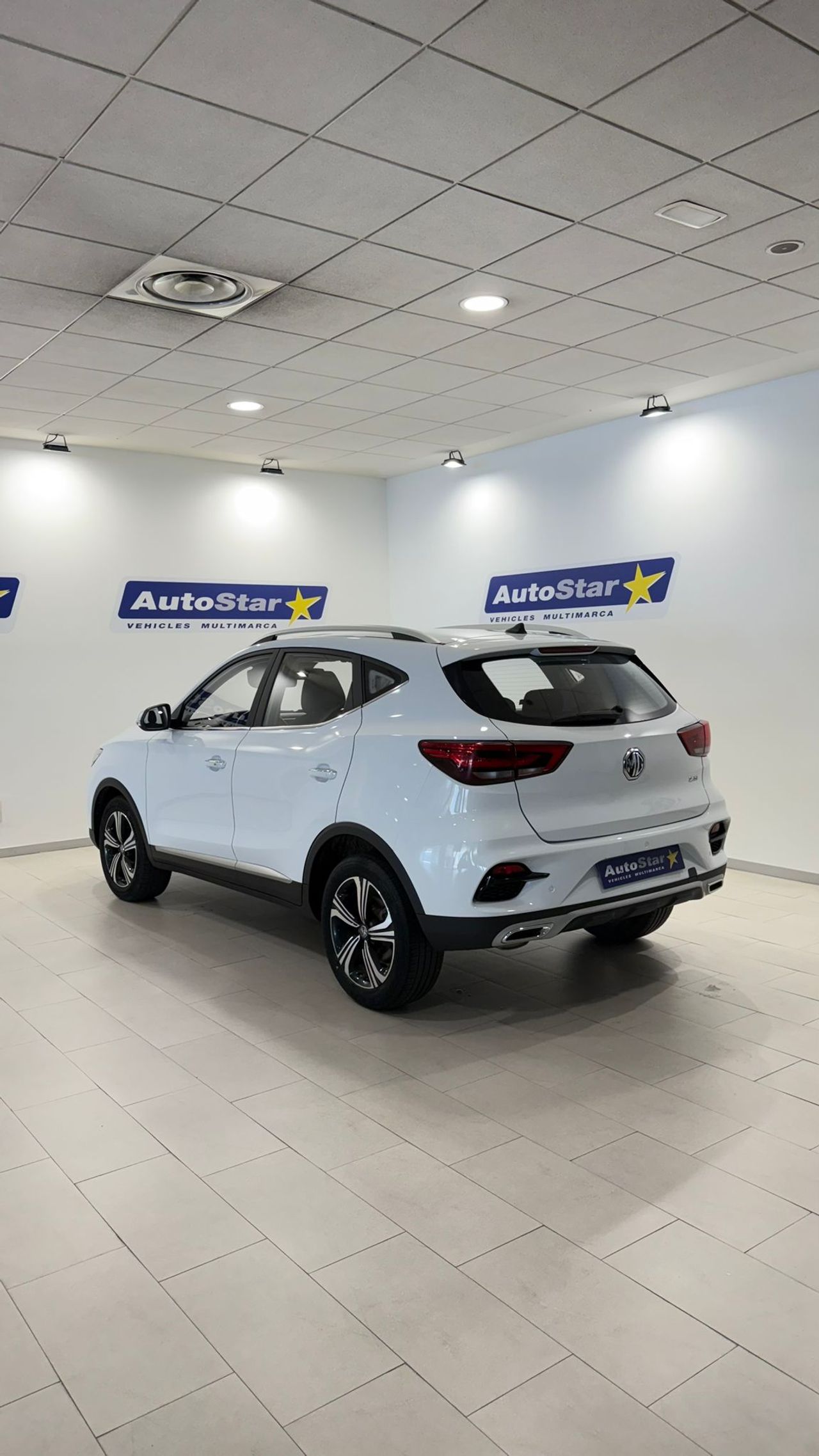 MG ZS 1.0T Luxury Auto - Foto 5