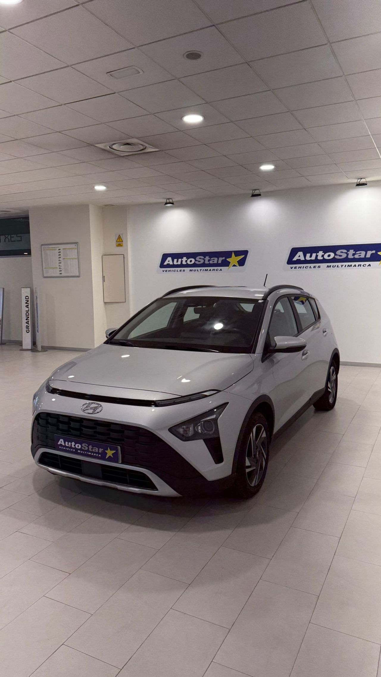 Hyundai Bayon 1.0 TGDI 74kW (100CV) Essence - Foto 4