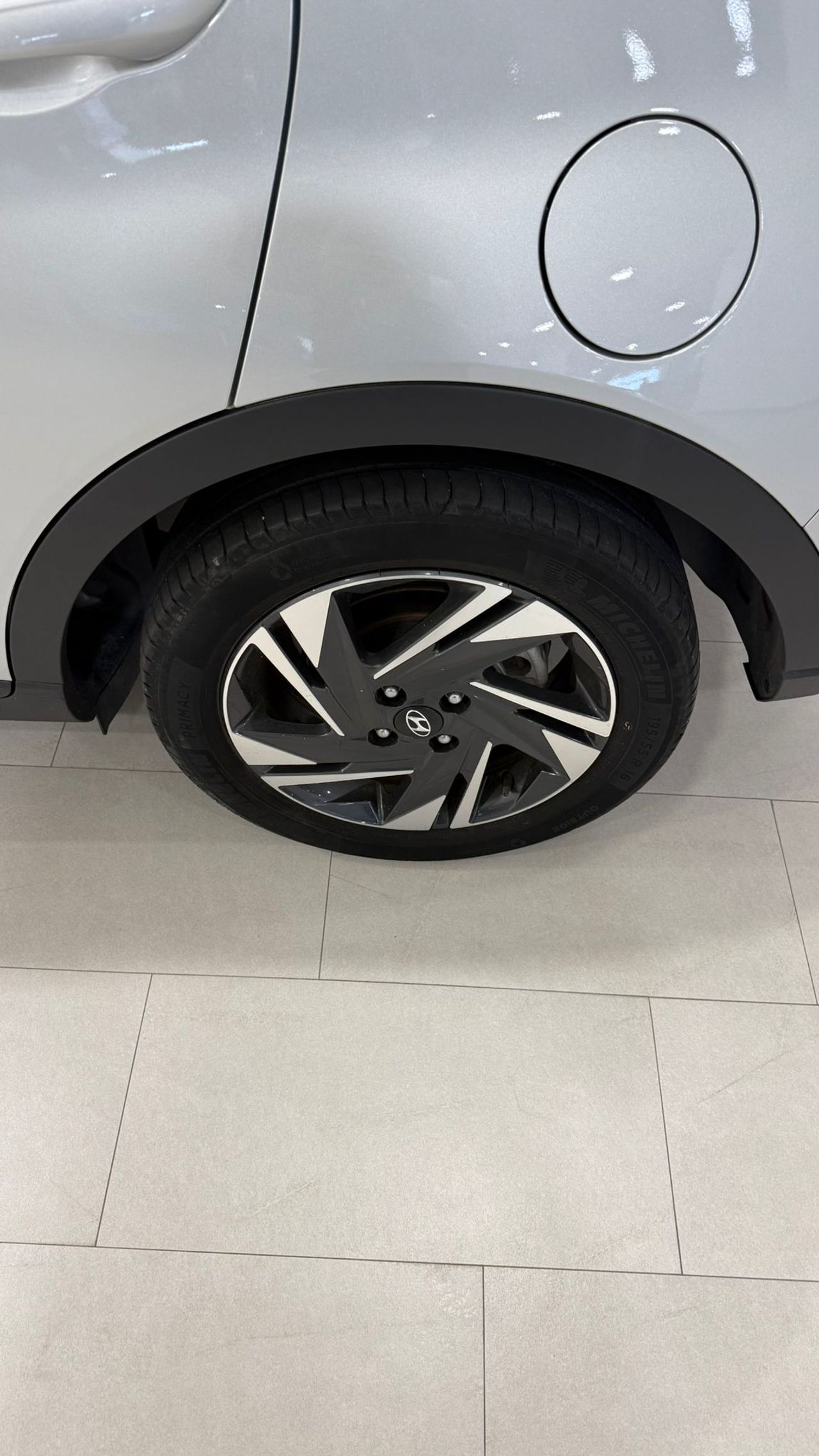 Hyundai Bayon 1.0 TGDI 74kW (100CV) Essence - Foto 19