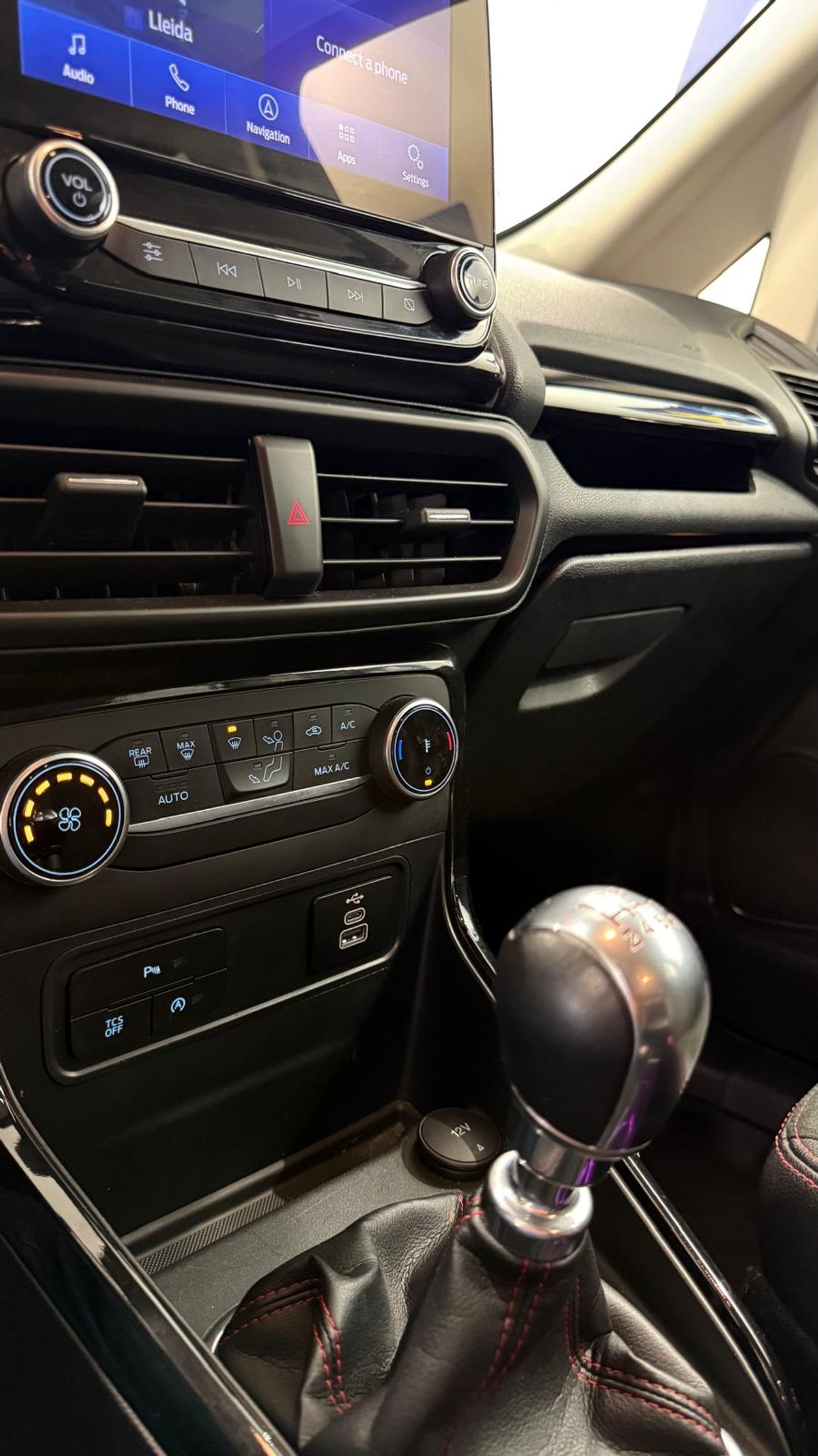 Ford Ecosport 1.0T EcoBoost 92kW (125CV) S&S ST Line - Foto 17