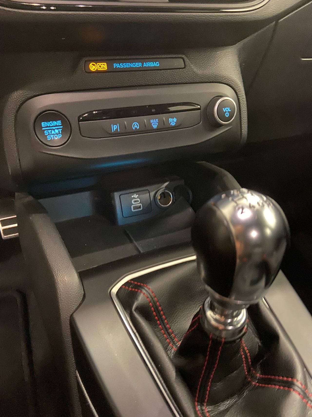 Ford Focus 1.0 Ecoboost MHEV 92kW ST-Line 2 años de Garantía - Foto 16