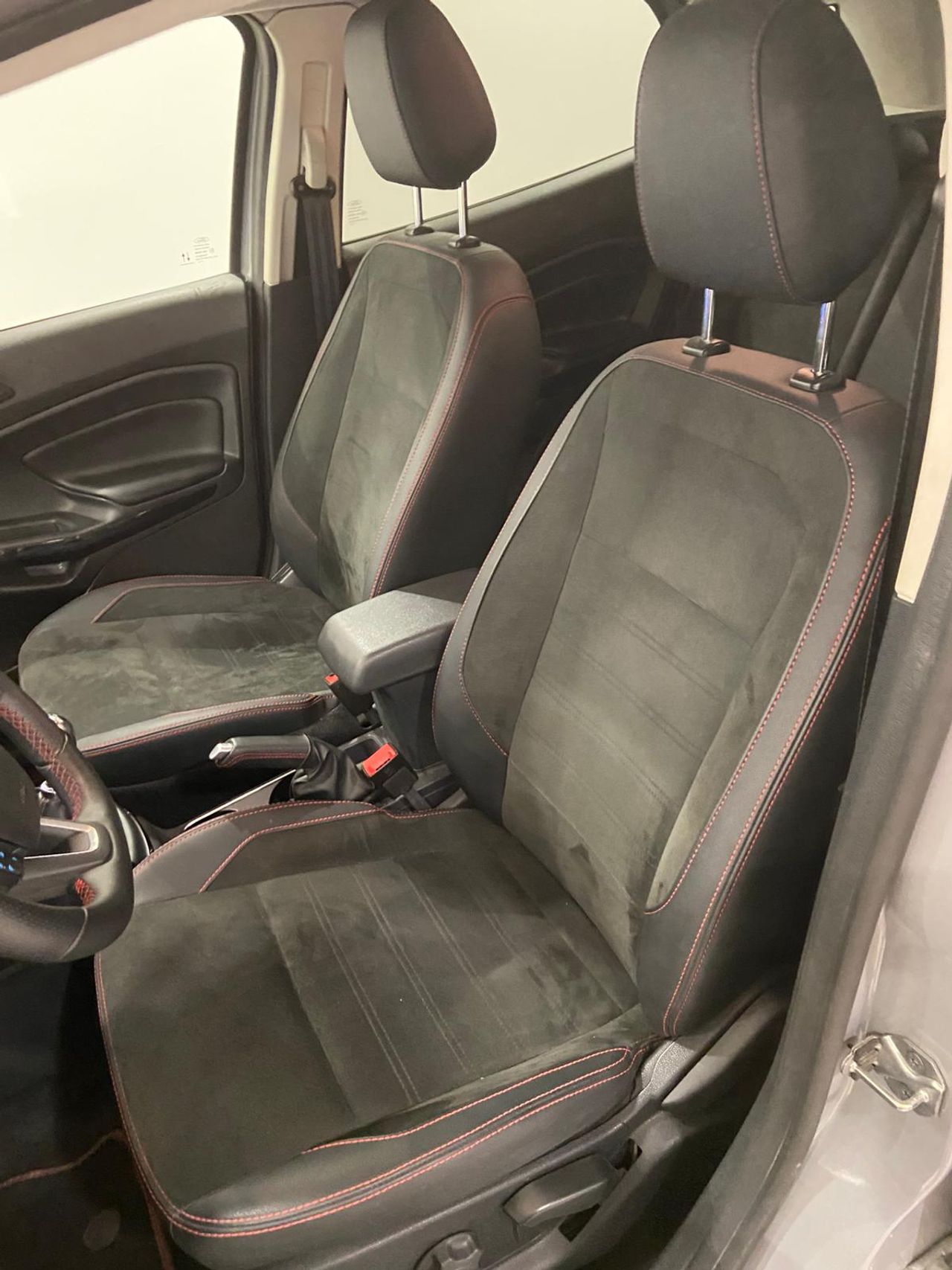 Ford Ecosport 1.0T EcoBoost 92kW (125CV) S&S ST Line - Foto 16