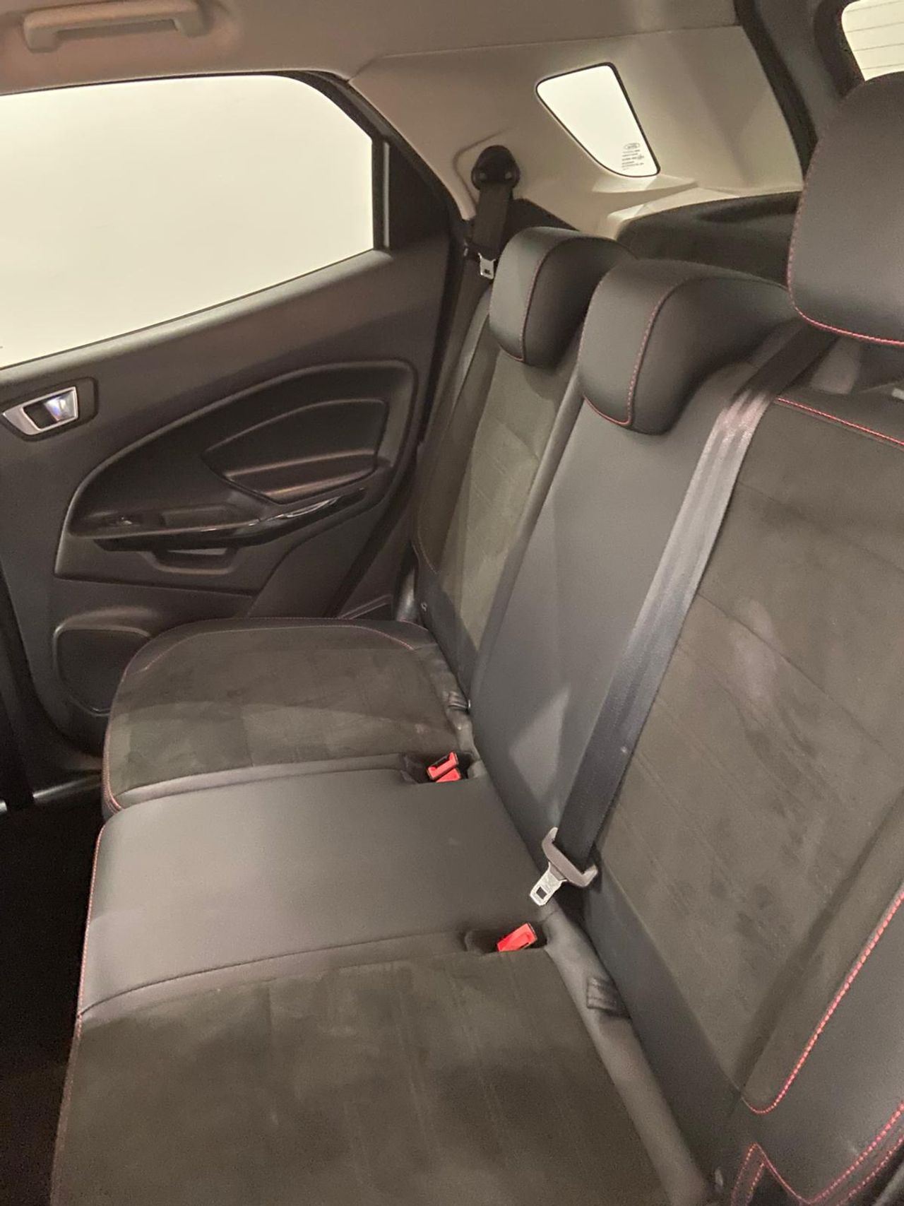 Ford Ecosport 1.0T EcoBoost 92kW (125CV) S&S ST Line - Foto 17