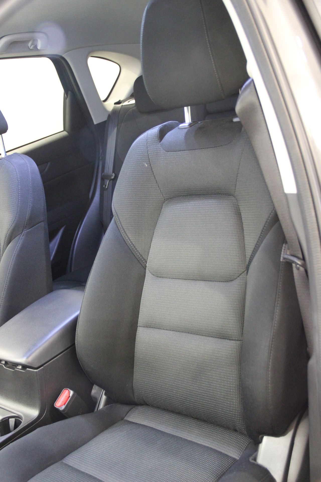 Mazda CX-5 e-Sky G MHEV 2.0 121kW AT Cent-Line Plus 165CV - Foto 23