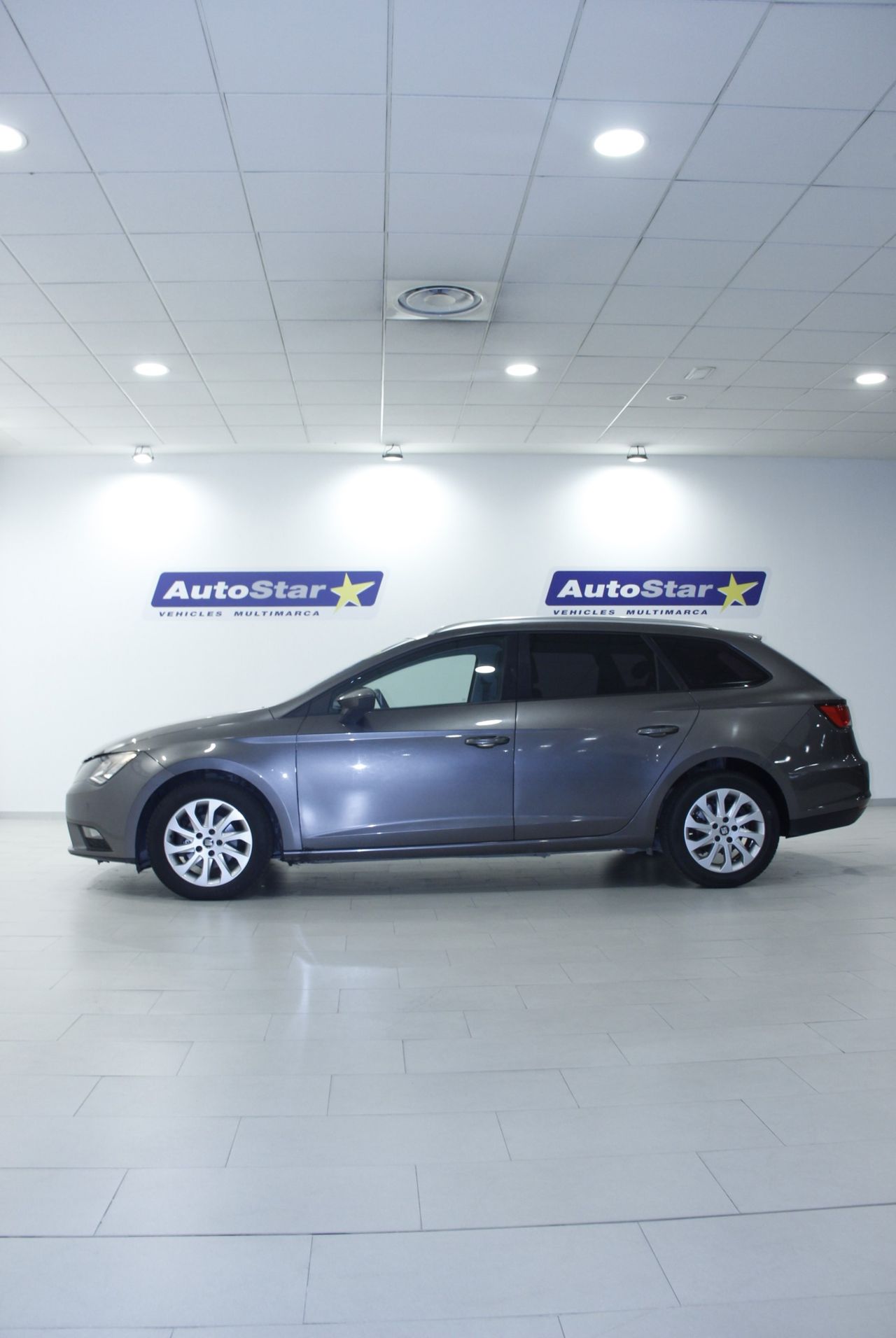 Seat Leon 1.6 TDI 105cv Style - Foto 4