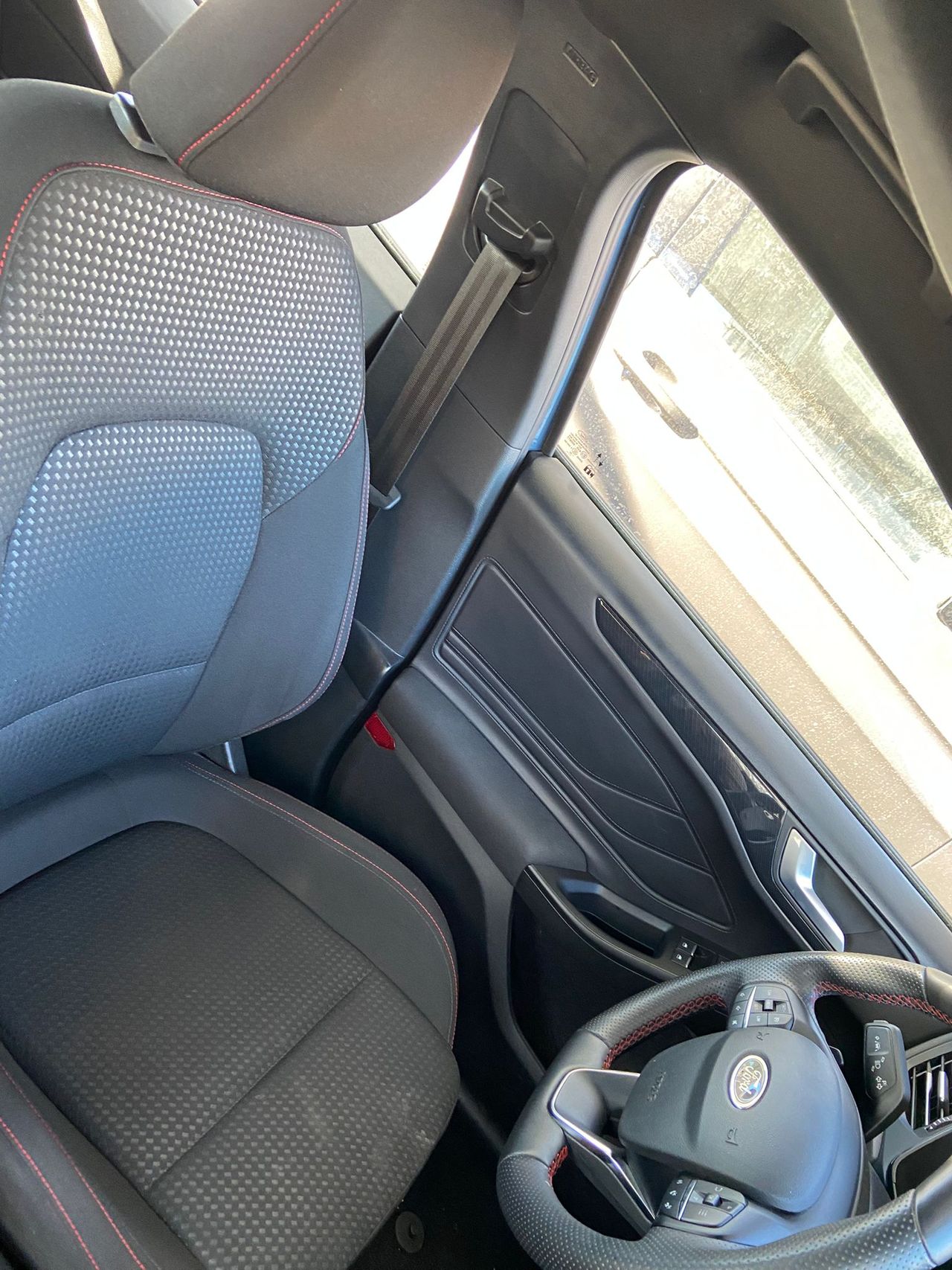 Ford Focus 1.0 Ecoboost MHEV 92kW ST-Line Auto 125CV - Foto 9