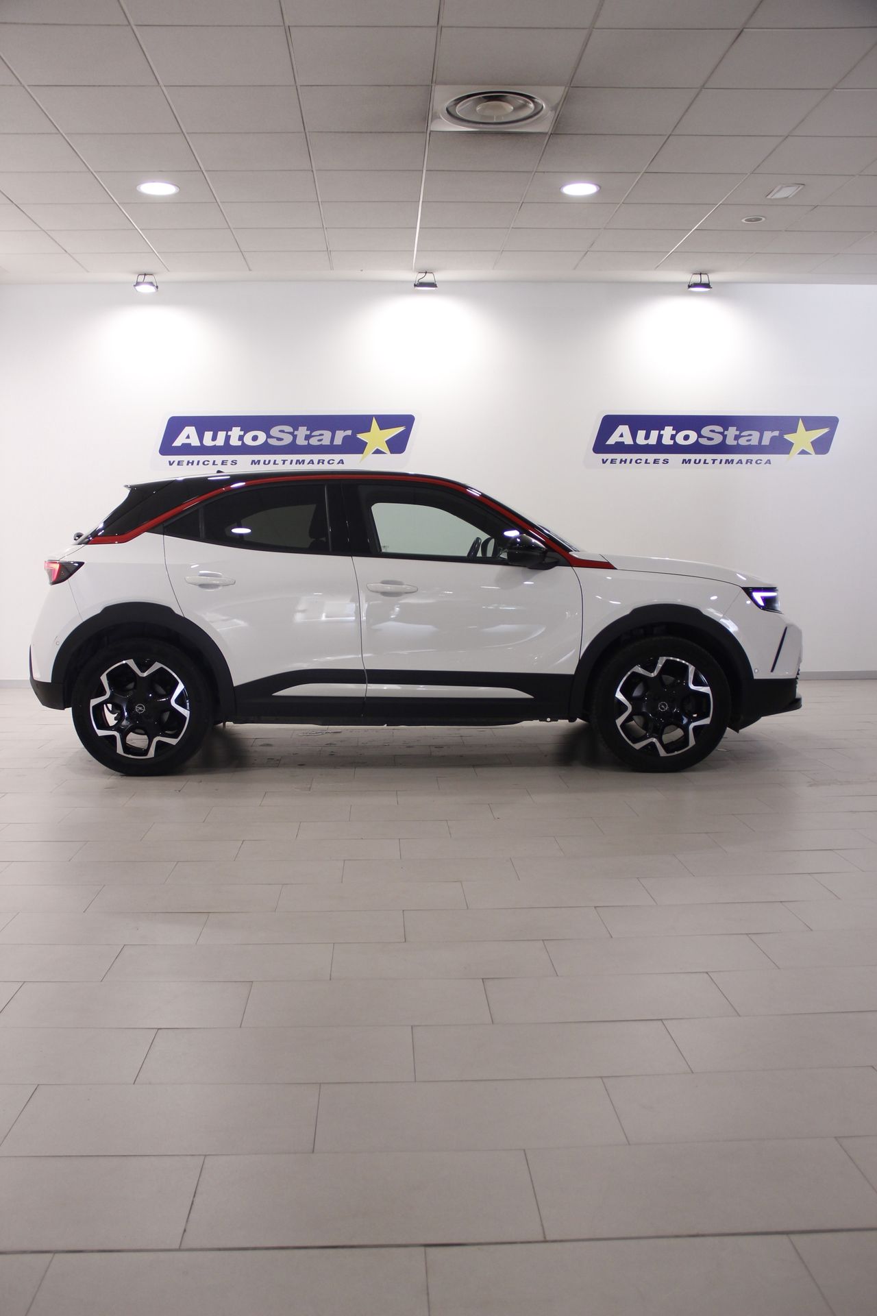 Opel Mokka Electric BEV 50kWh 100kW (136CV) GS-e - Foto 10