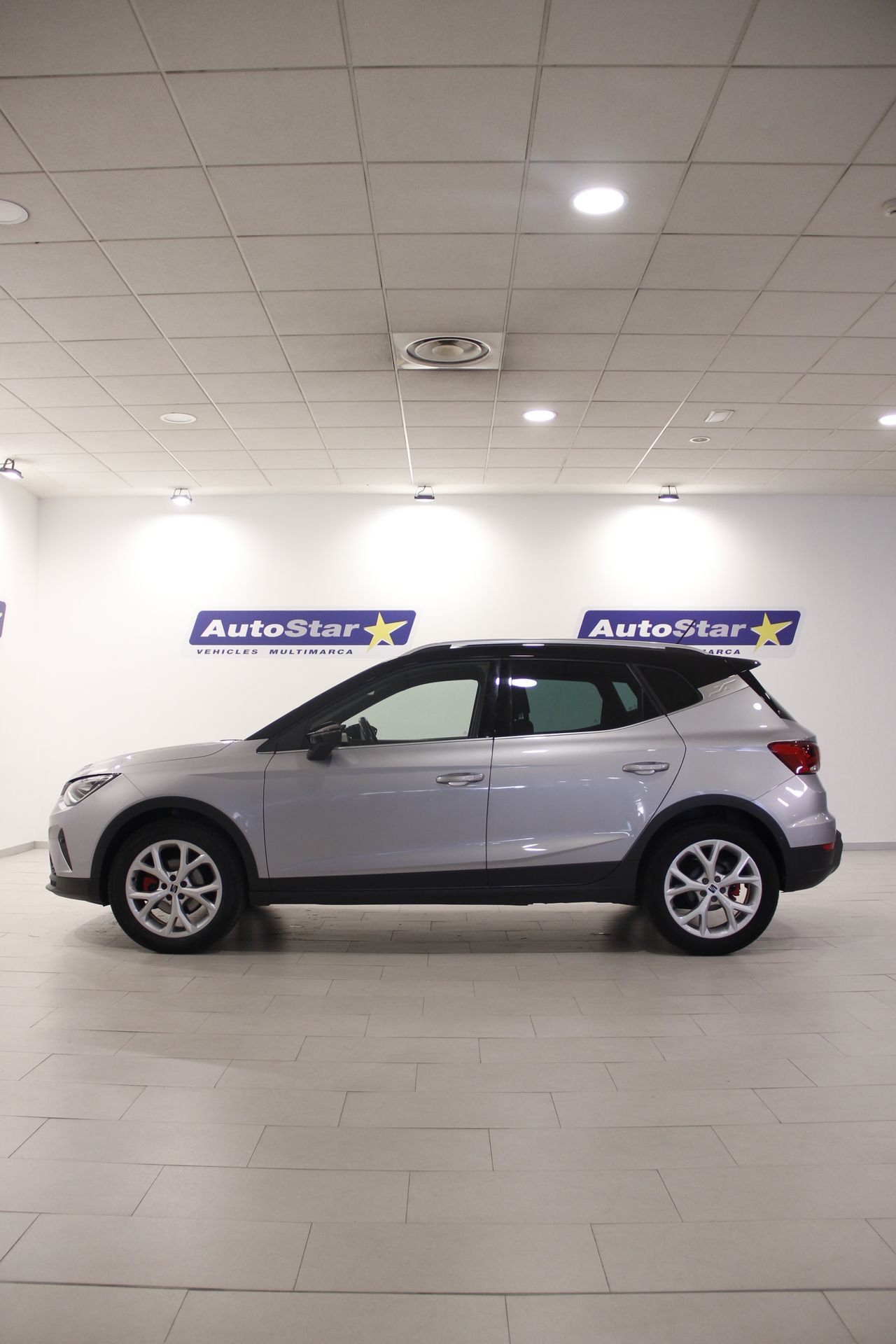 Seat Arona 1.5 TSI 110kW DSG FR XL Edition - Foto 5