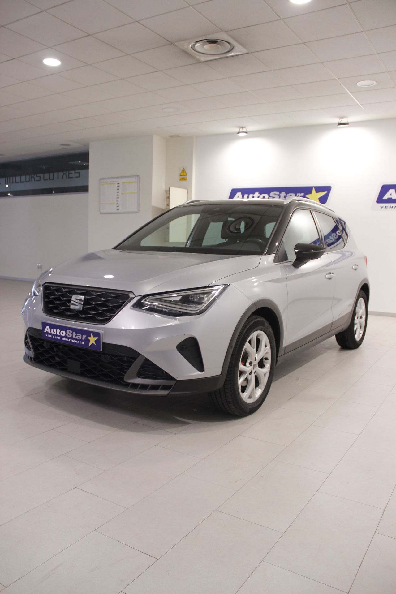 Seat Arona 1.5 TSI 110kW DSG FR XL Edition - Foto 4