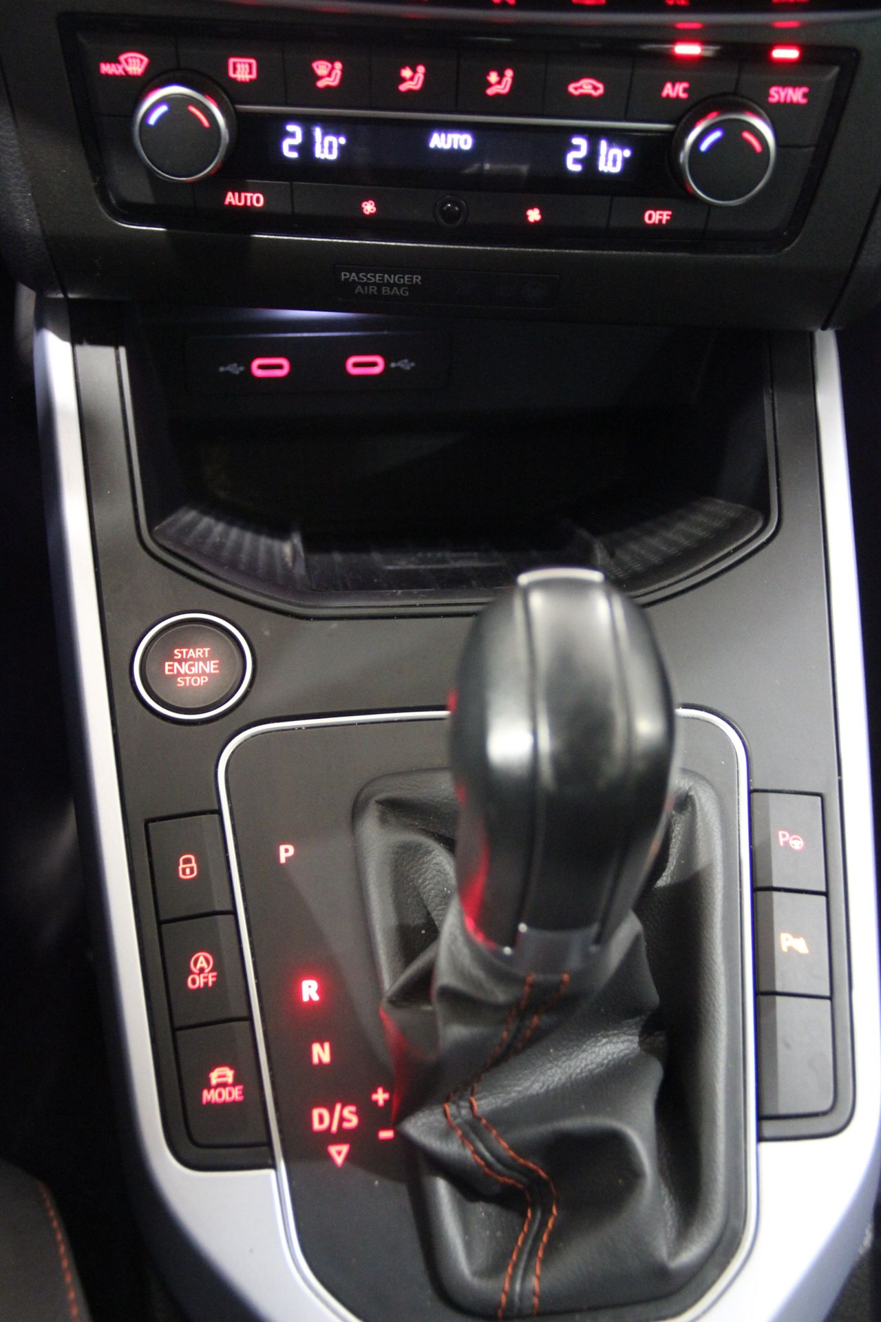 Seat Arona 1.5 TSI 110kW DSG FR XL Edition - Foto 17