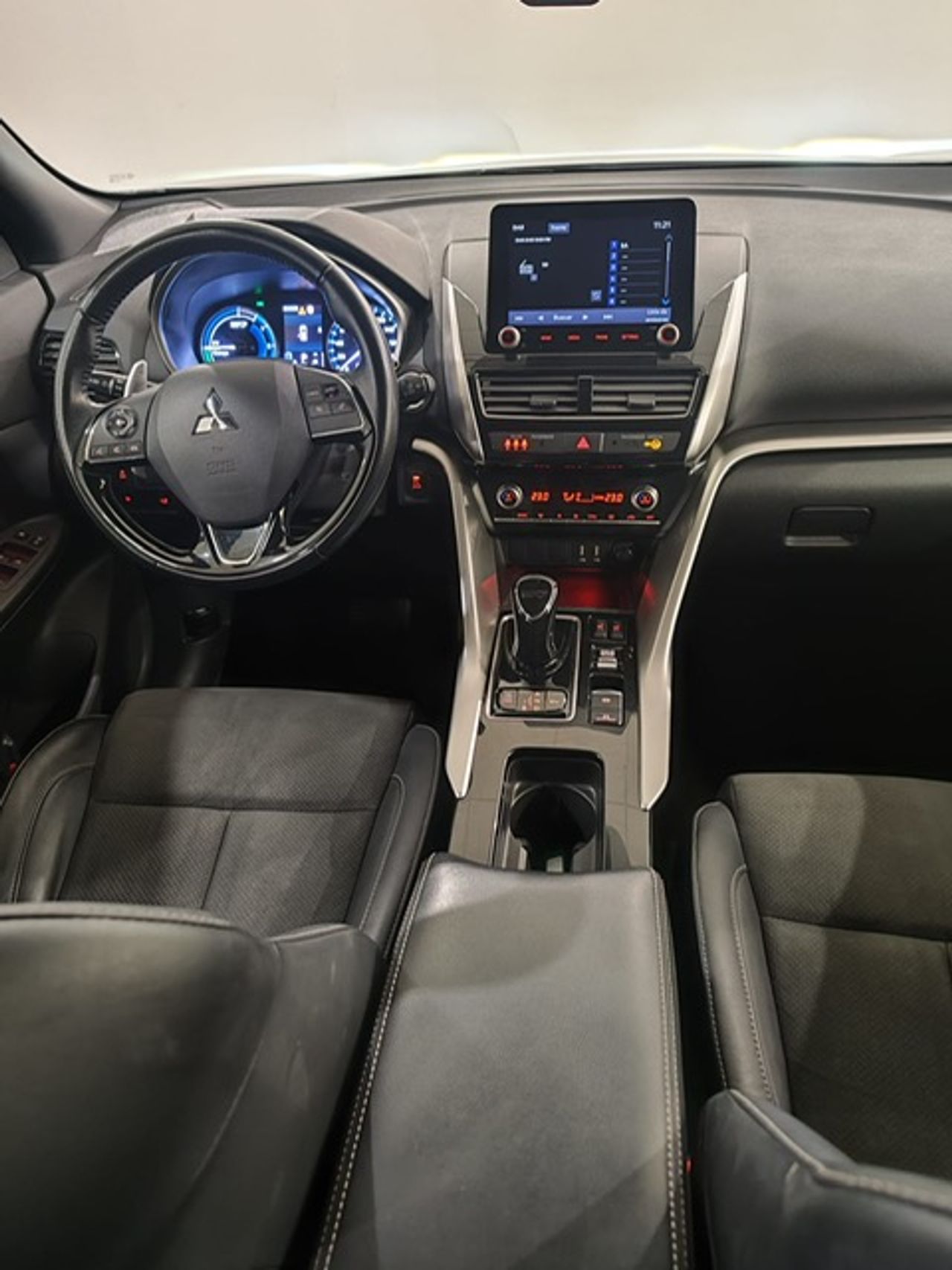 Mitsubishi Eclipse Cross 2.4 PHEV Kaiteki Auto 4WD - Foto 11