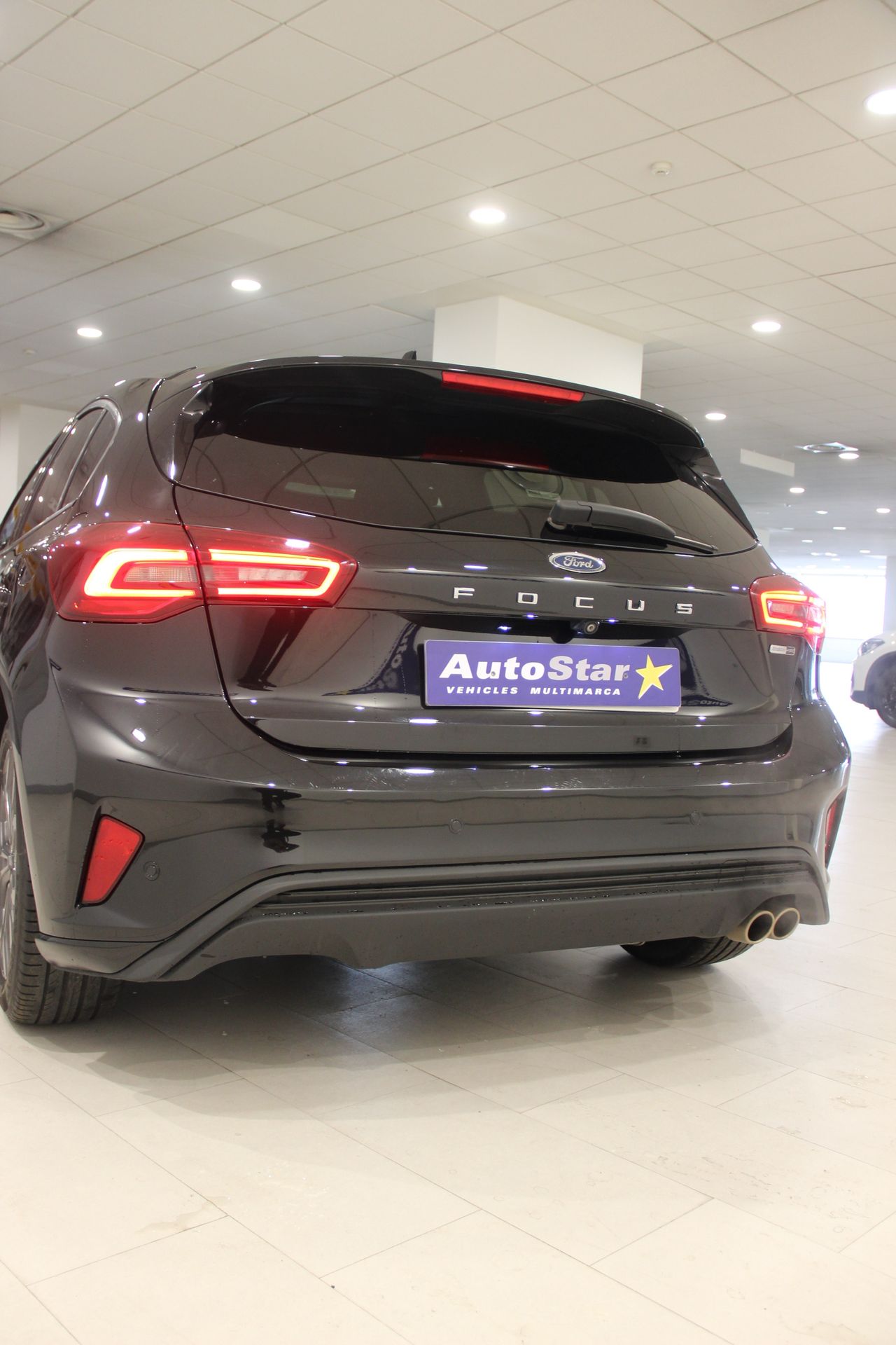 Ford Focus 1.0 Ecoboost MHEV 92kW ST-Line - Foto 27