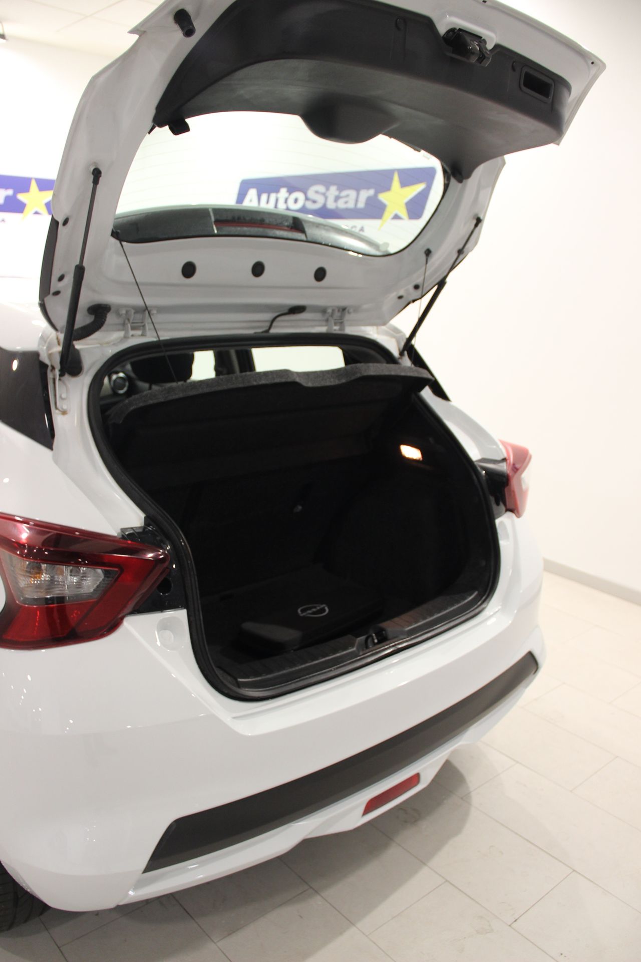 Nissan Micra IG-T 68 kW (92 CV) E6D-F Acenta Sprint - Foto 20