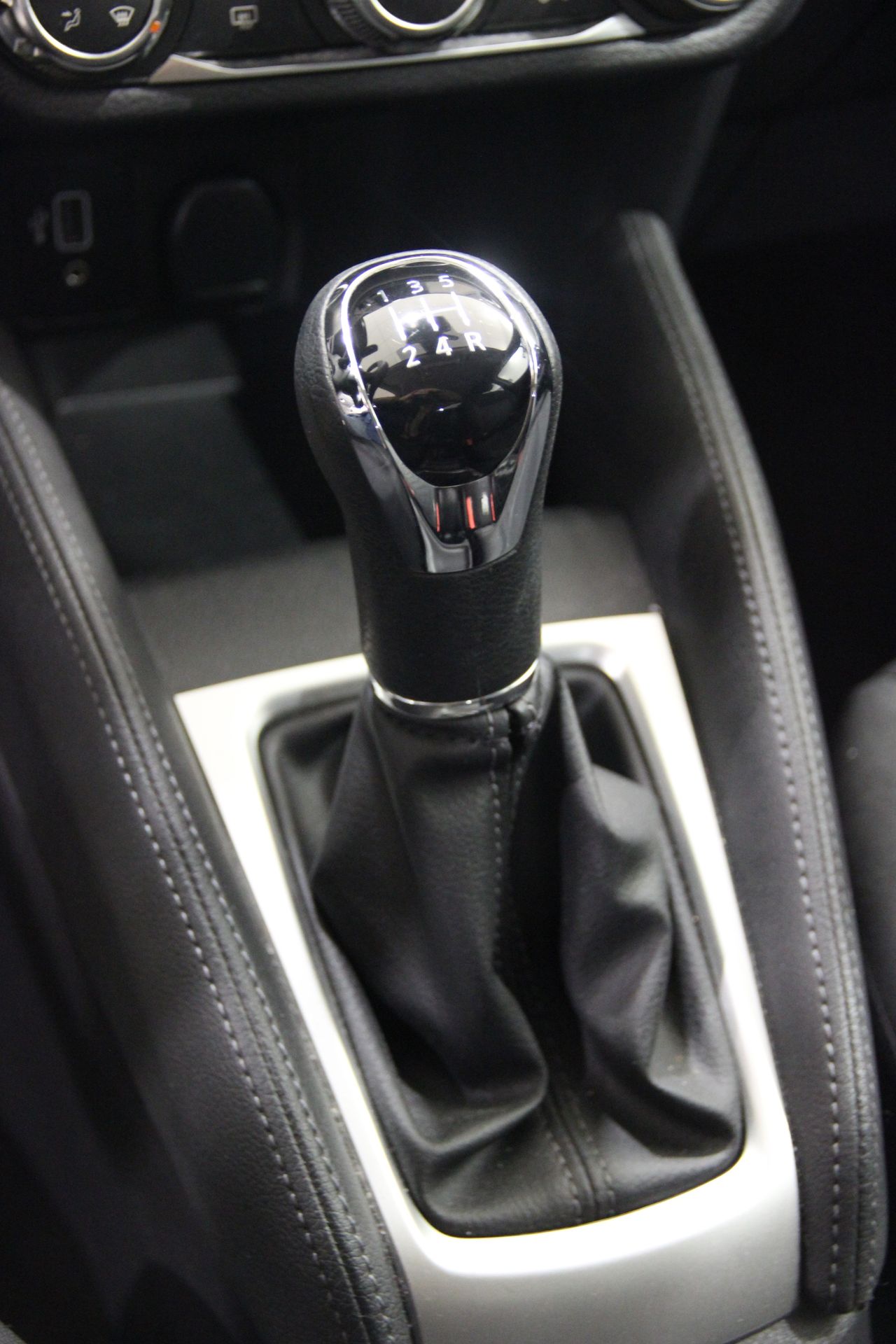 Nissan Micra IG-T 68 kW (92 CV) E6D-F Acenta Sprint - Foto 17