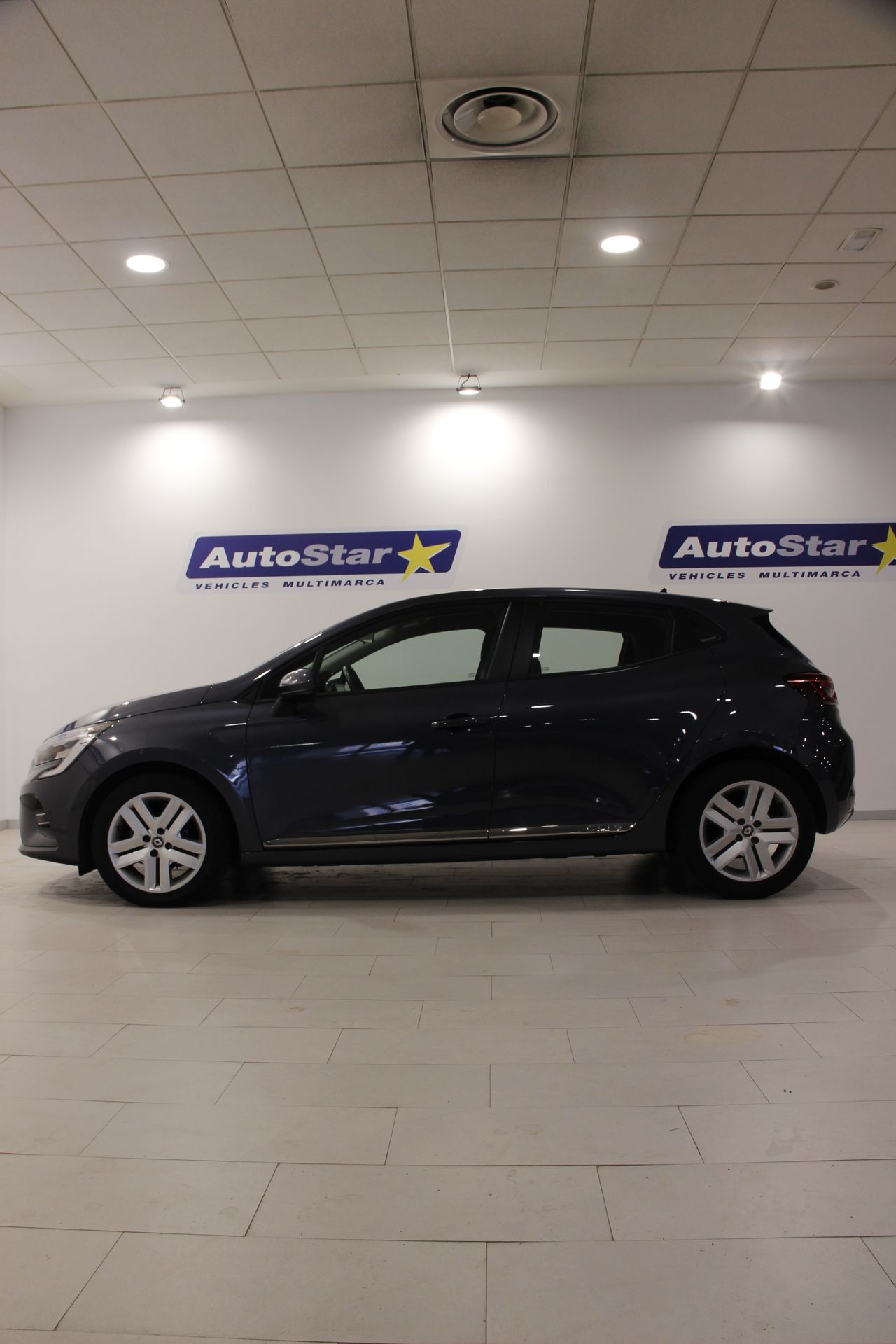 Renault Clio 1.0 V BUSSINES TCE - Foto 9