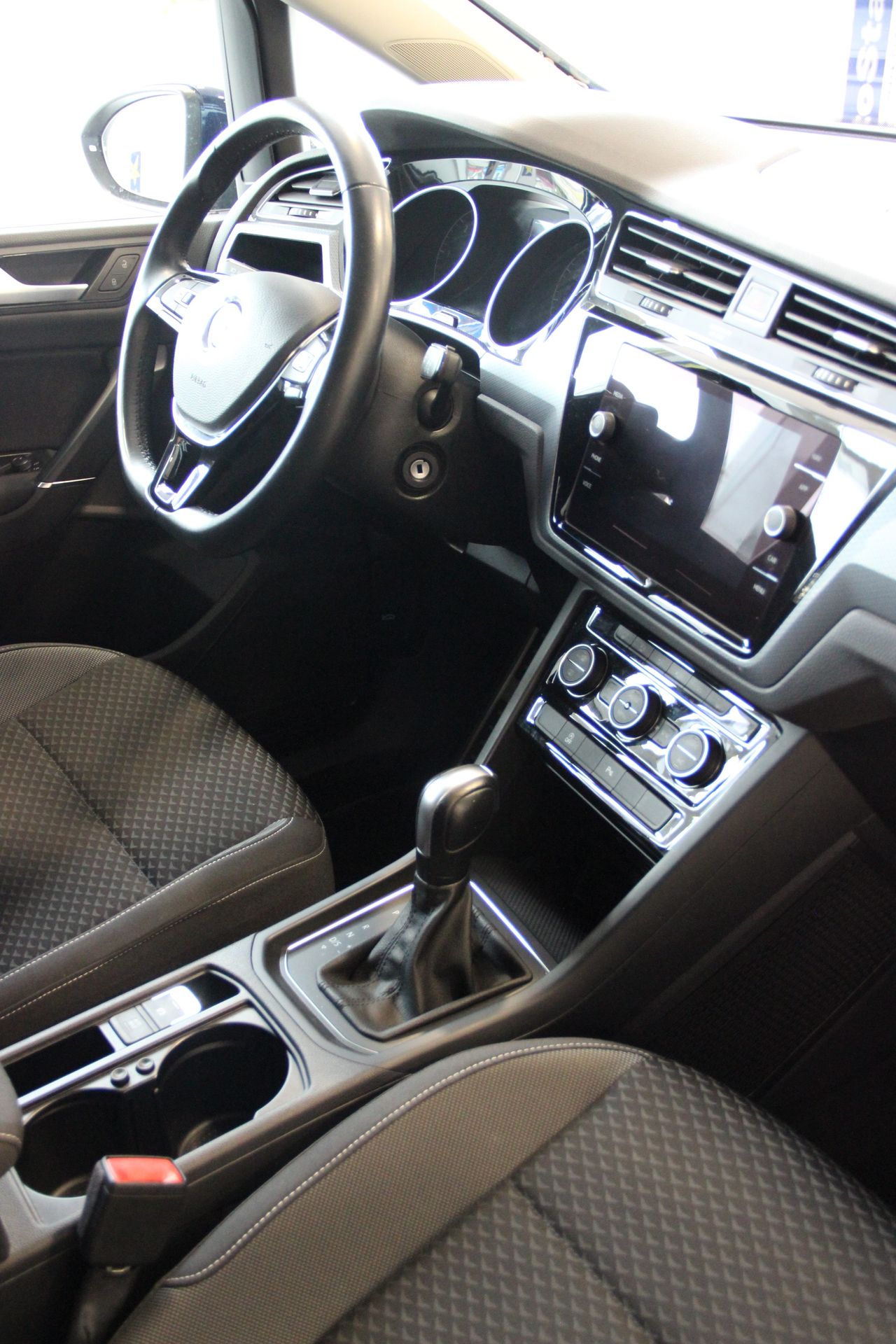 Volkswagen Touran Advance 2.0 TDI 110 kW (150 CV) DSG 7 vel. 7 plazas - Foto 10