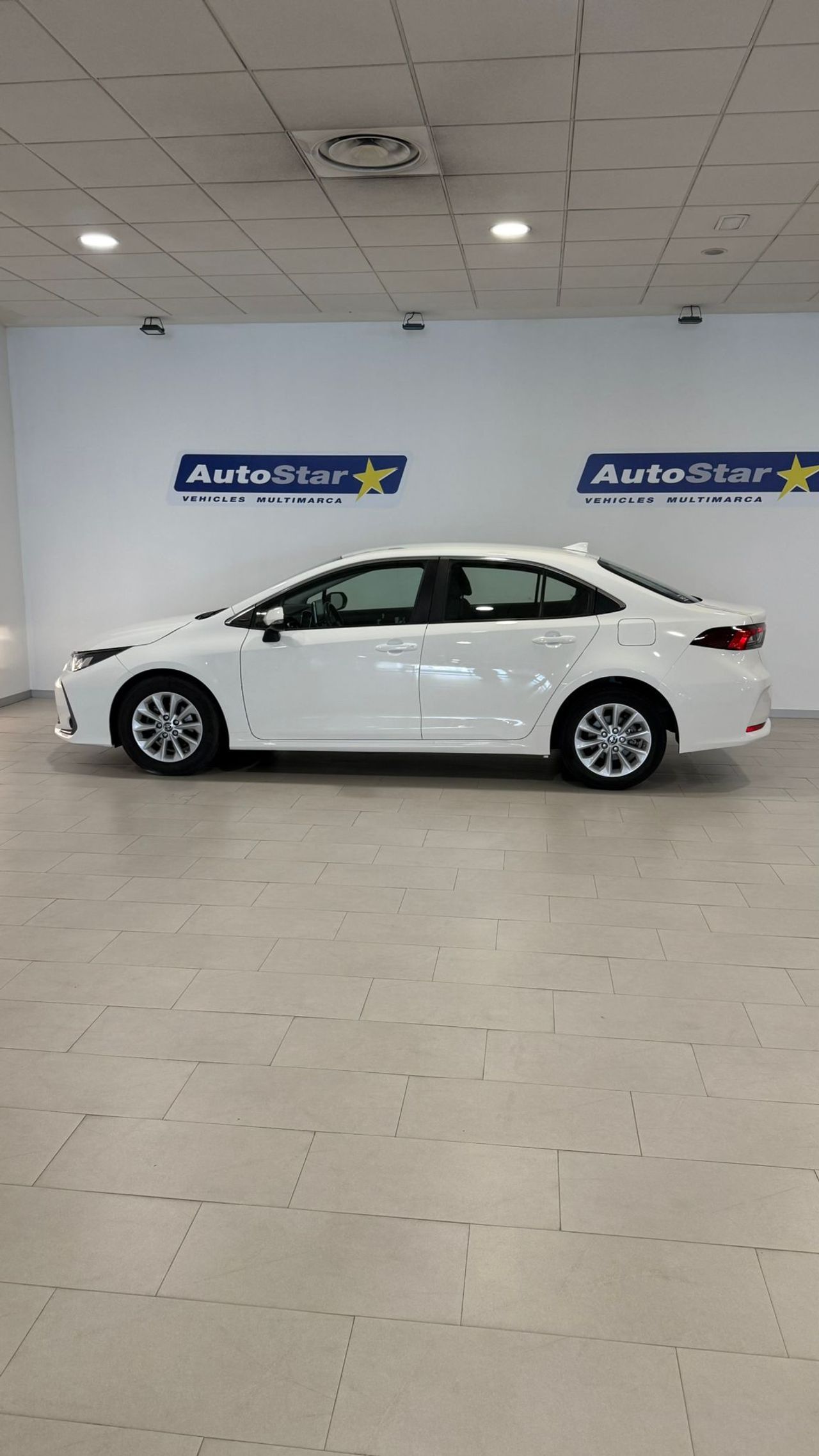 Toyota Corolla SEDAN 1.5 125H ACTIVE TECH - Foto 5