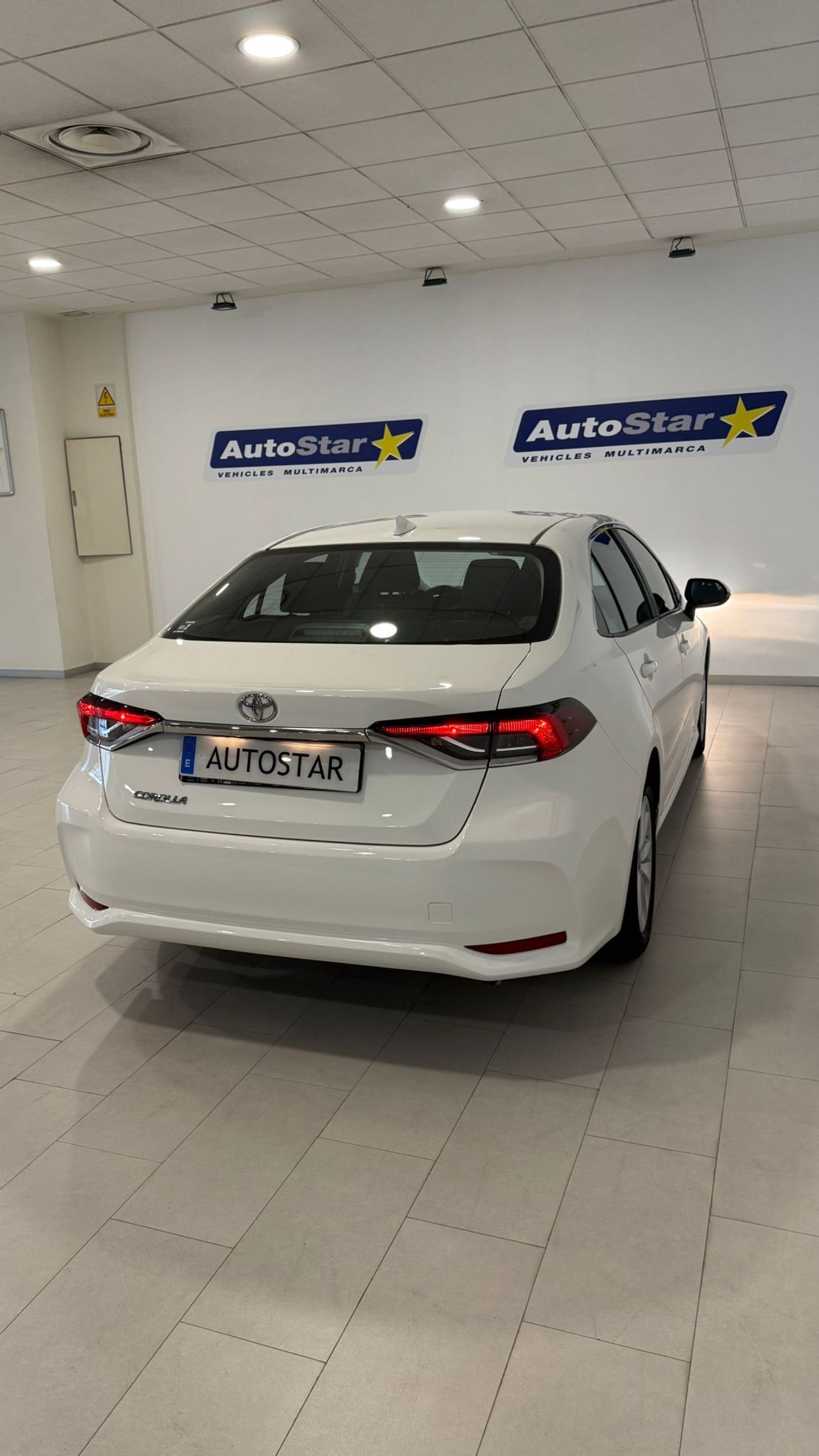 Toyota Corolla SEDAN 1.5 125H ACTIVE TECH - Foto 8