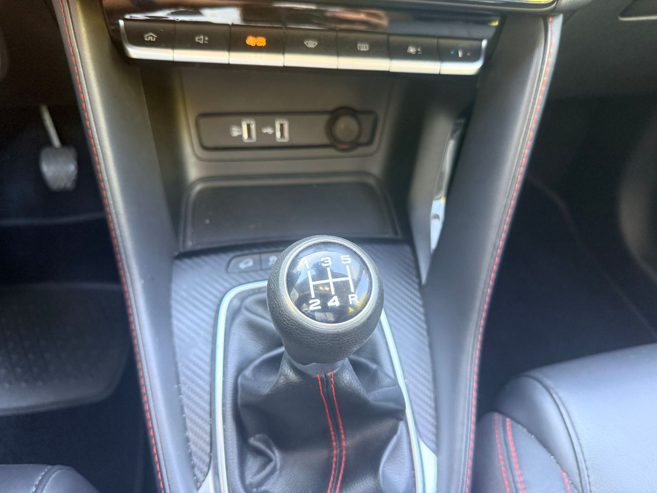 MG ZS Luxury 1.5 VTI-tech - Foto 16