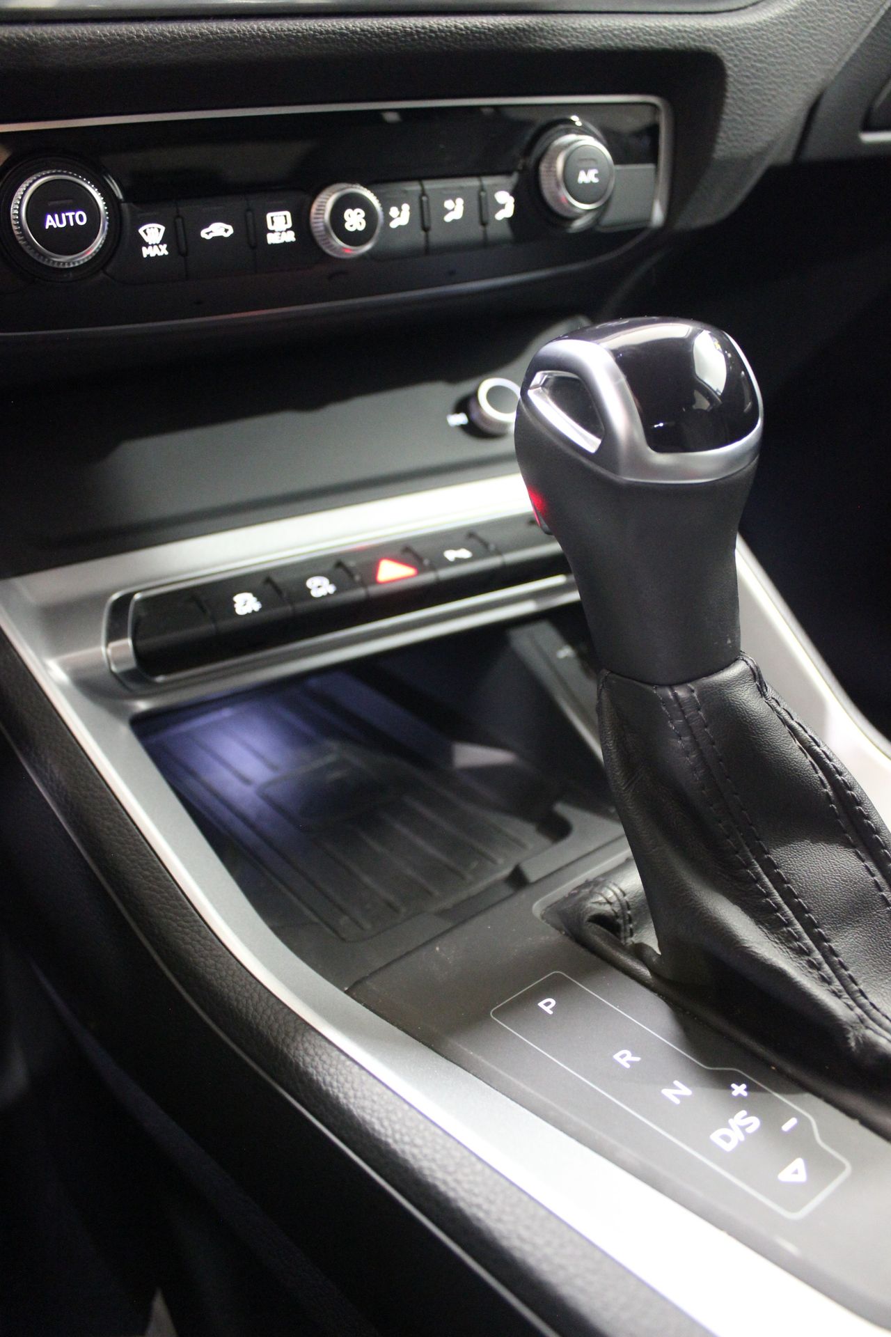 Audi Q3 S line 35 TDI S tronic - Foto 23