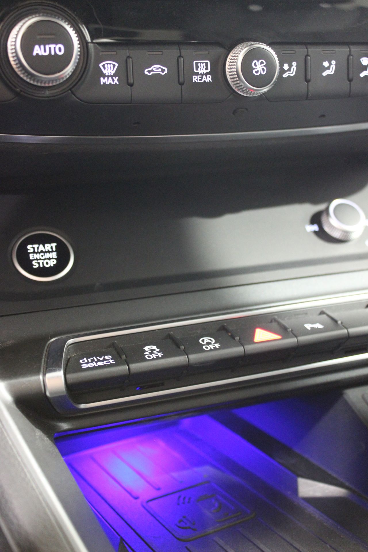 Audi Q3 BLACK LINE - Foto 22