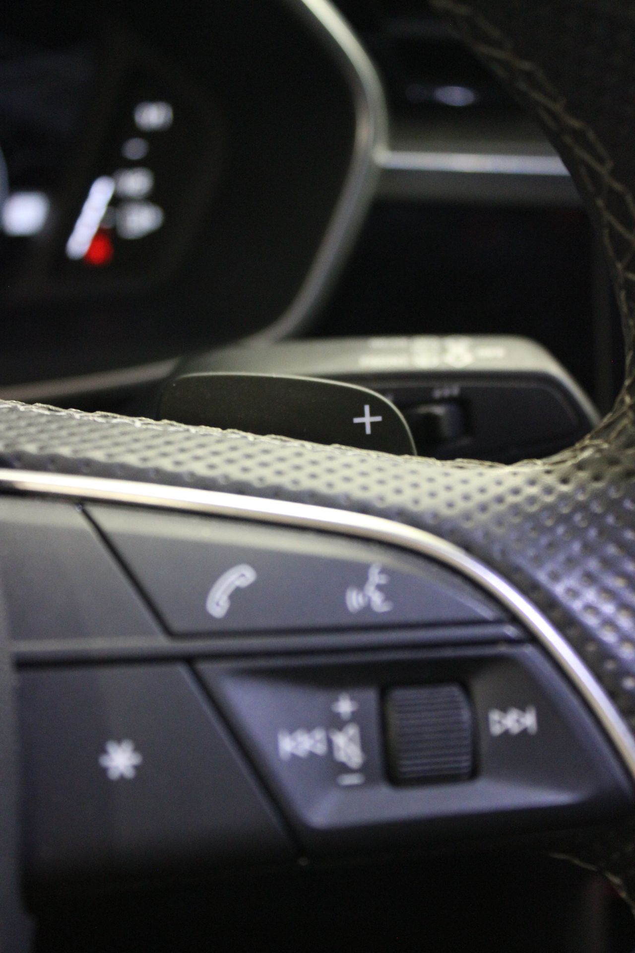 Audi Q3 BLACK LINE - Foto 19