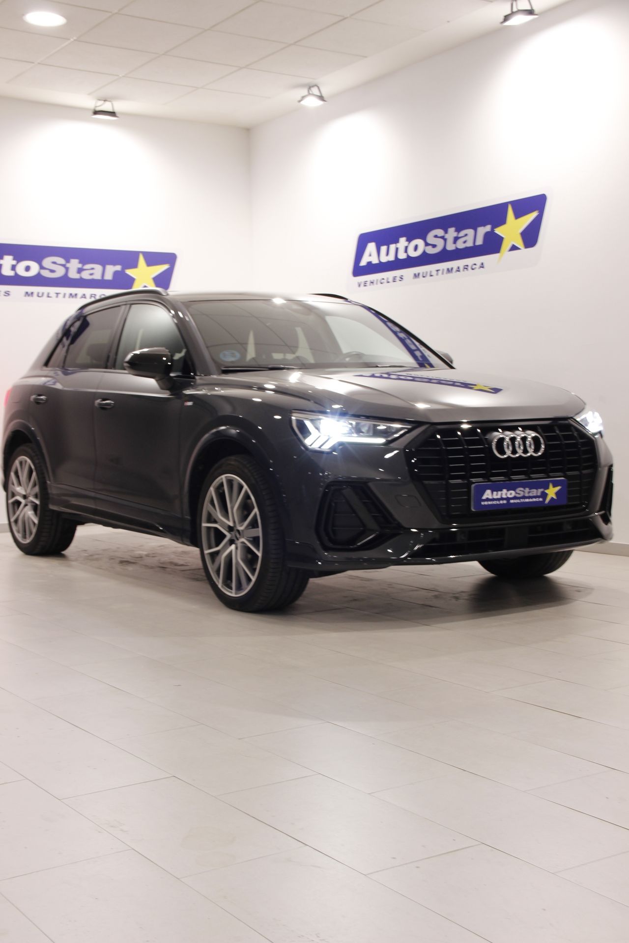 Audi Q3 BLACK LINE - Foto 5